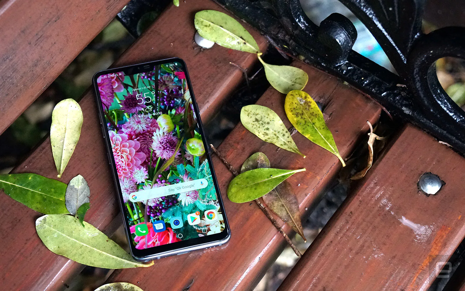 Tuần qua có gì: Windows 10 April gặp lỗi với Chrome, LG G7 ThinQ ra mắt, Apple hoãn ra mắt MacBook Air