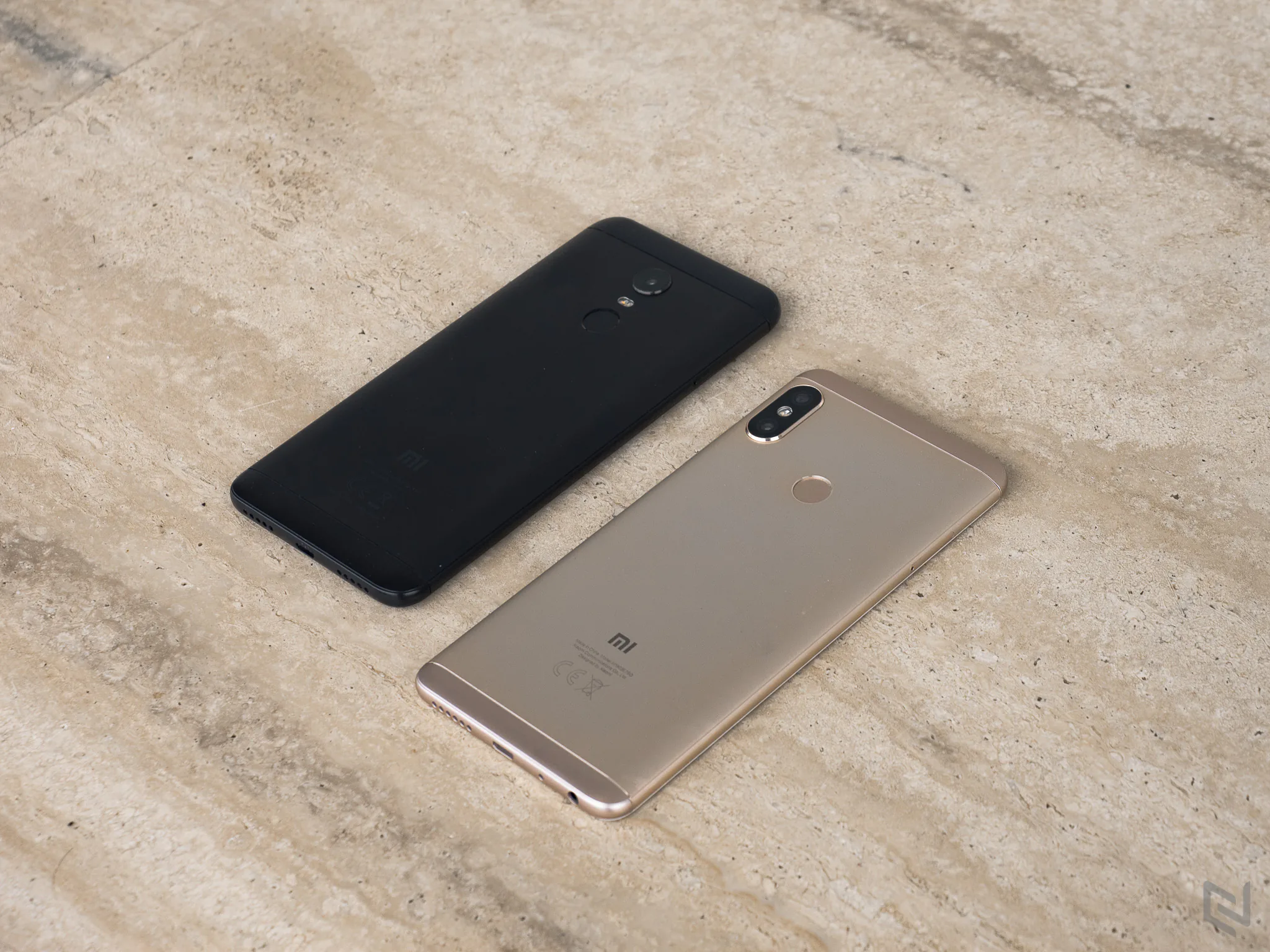 Xiaomi Redmi Note 5 và Redmi 5 Plus: Có nên nâng cấp? Có nên bỏ thêm tiền?