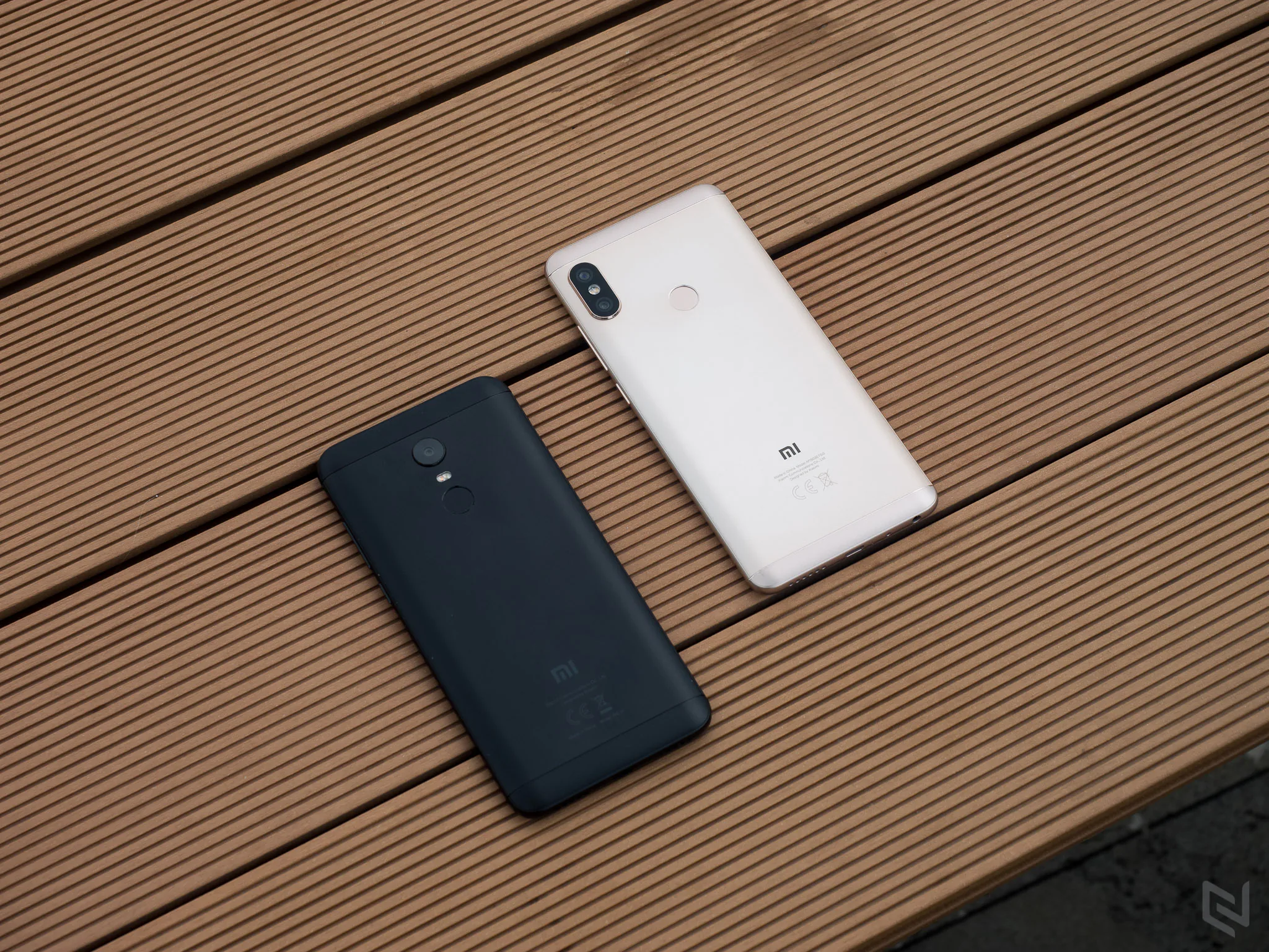 Xiaomi Redmi Note 5 và Redmi 5 Plus: Có nên nâng cấp? Có nên bỏ thêm tiền?