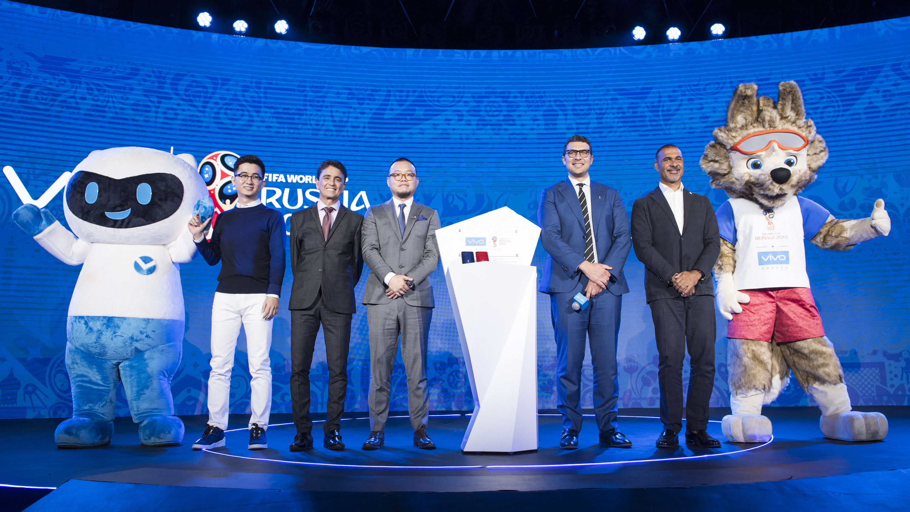 Vivo ra mắt Vivo V9 phiên bản đặc biệt dành cho FIFA World Cup 2018 và khởi động chiến dịch đặc biệt nhân sự kiện này