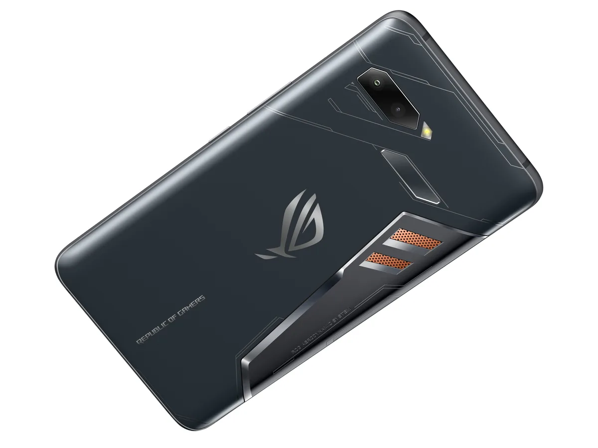 Tuần qua có gì: Nhiều sự kiện diễn ra Computex, WWDC 2018, sản phẩm mới và Blackberry KEY2