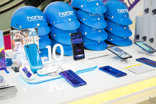 Honor 10 chính thức mở bán tại các cửa hàng và hệ thống bán lẻ Việt Nam
