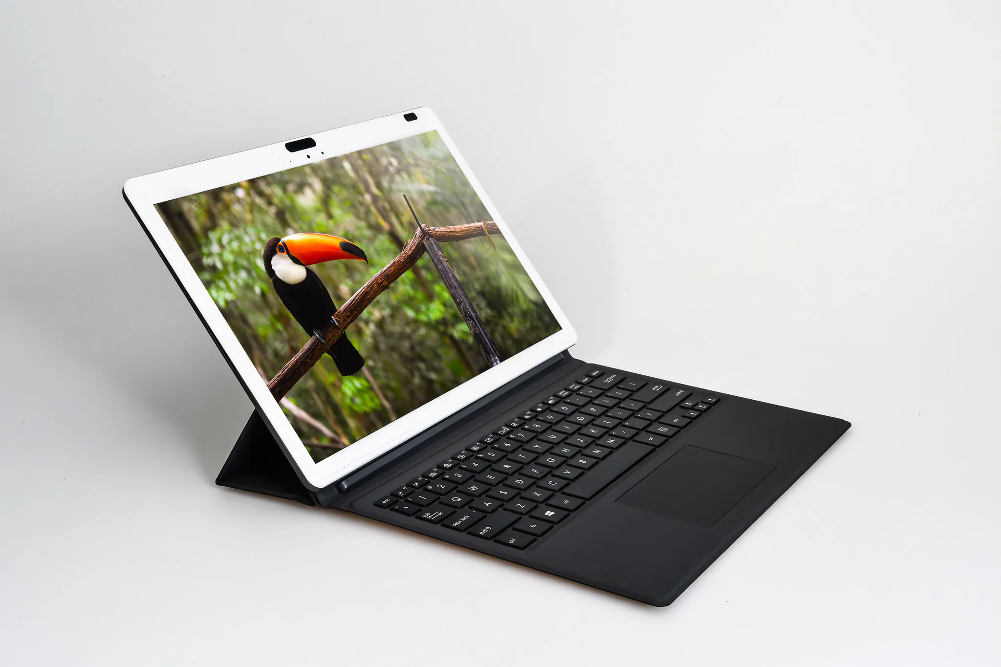 Tuần qua có gì: Nhiều sự kiện diễn ra Computex, WWDC 2018, sản phẩm mới và Blackberry KEY2