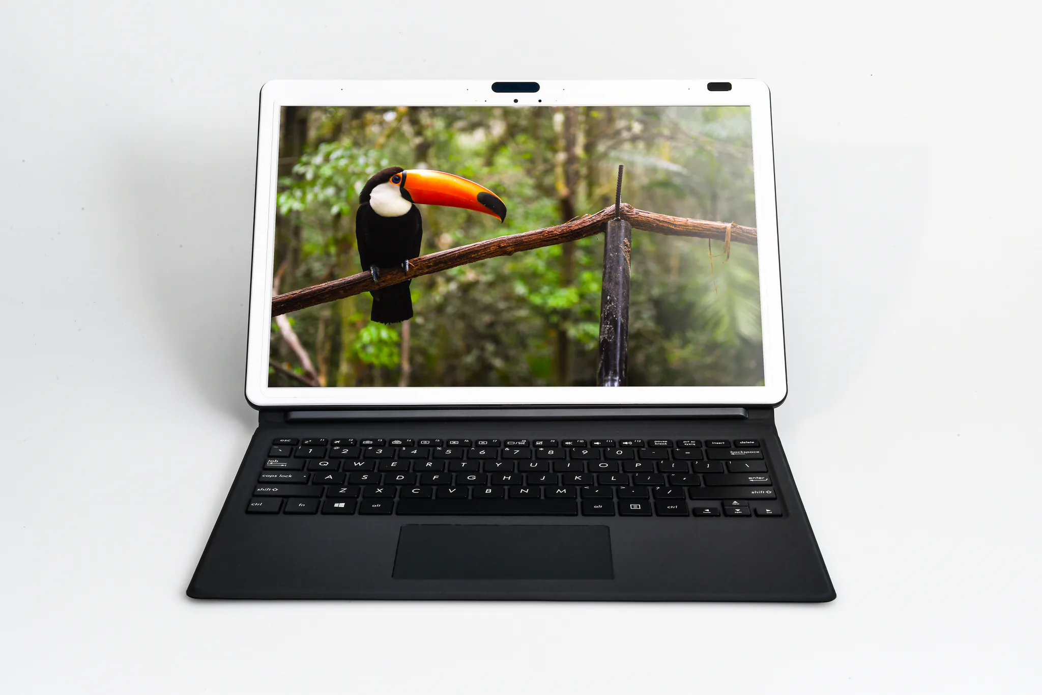 Qualcomm chính thức ra mắt Snapdragon 850 cho máy tính Windows 10