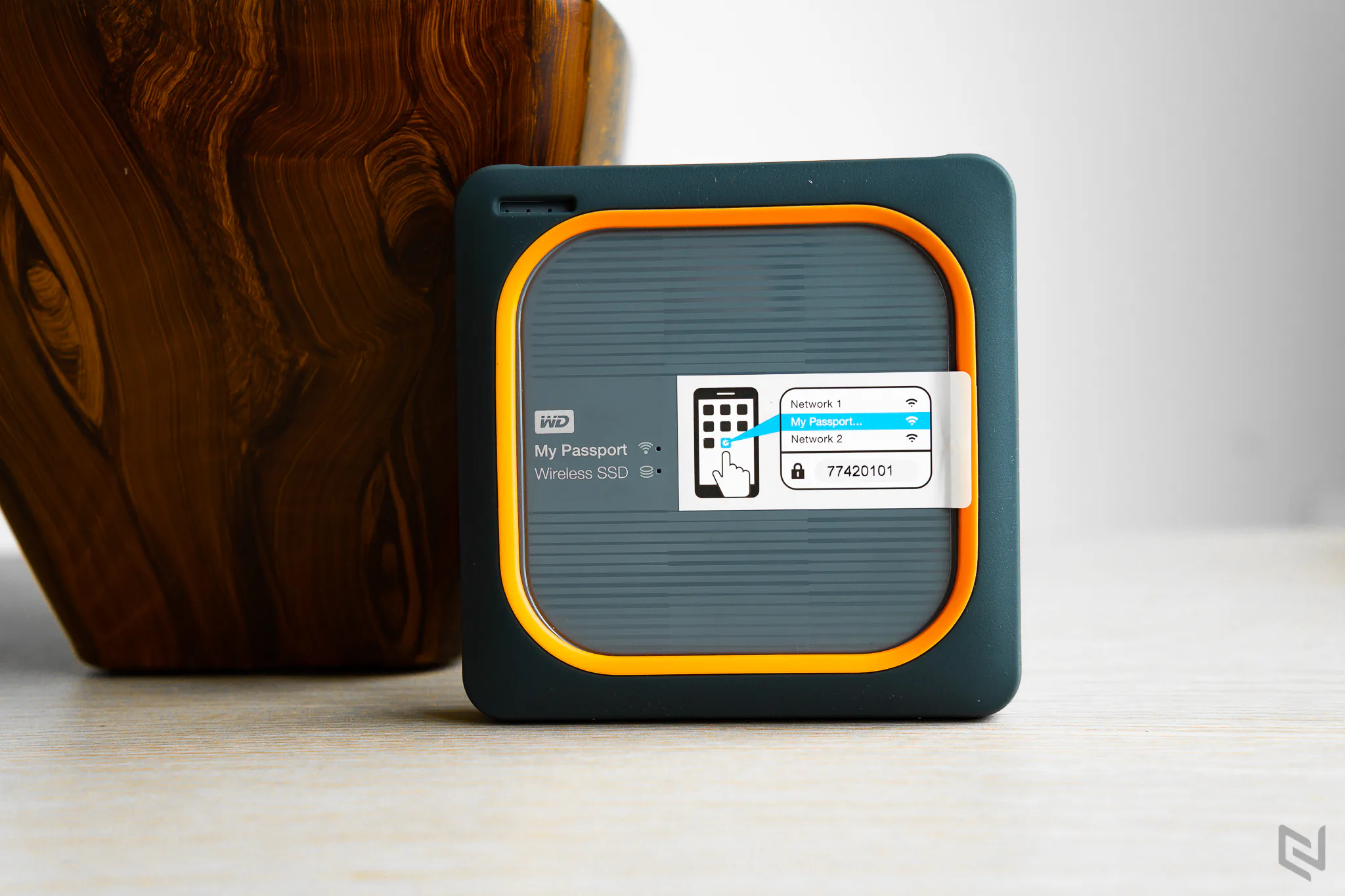Trên tay ổ cứng di động có kết nối Wi-Fi ac WD My Passport Wireless SSD