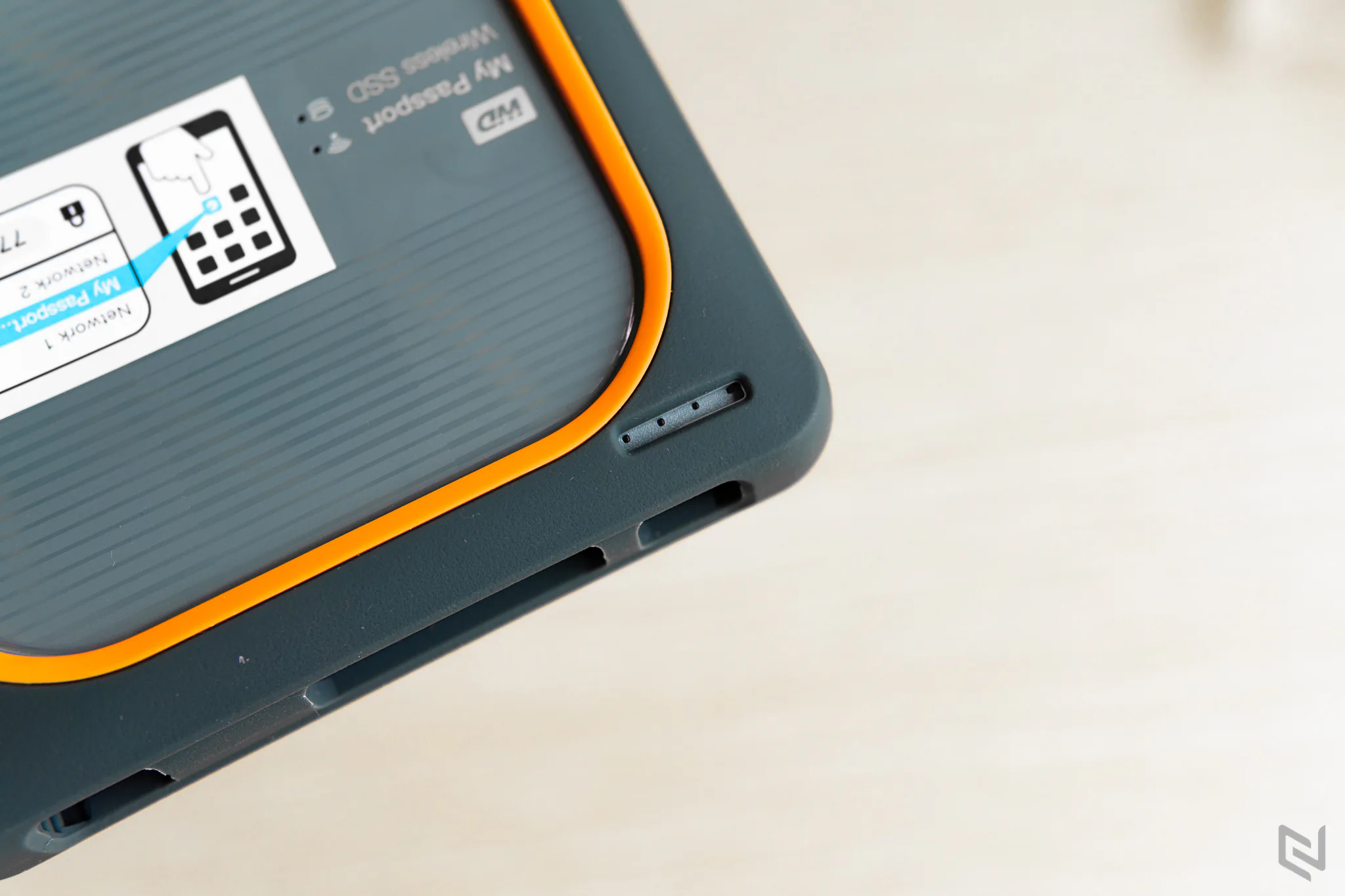 Trên tay ổ cứng di động có kết nối Wi-Fi ac WD My Passport Wireless SSD