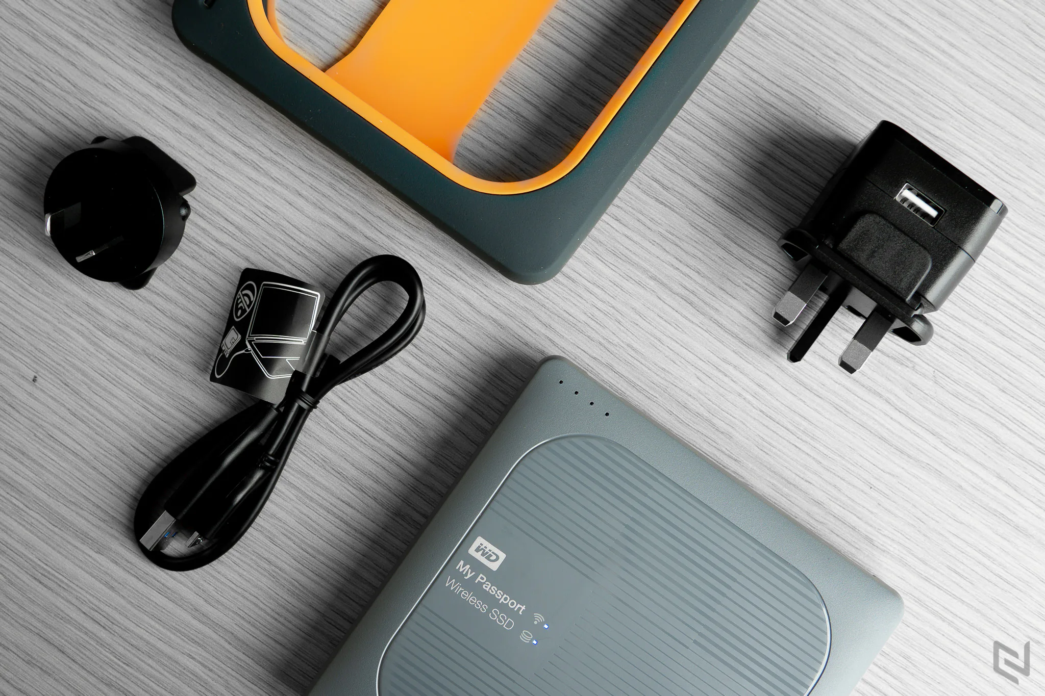 Trên tay ổ cứng di động có kết nối Wi-Fi ac WD My Passport Wireless SSD