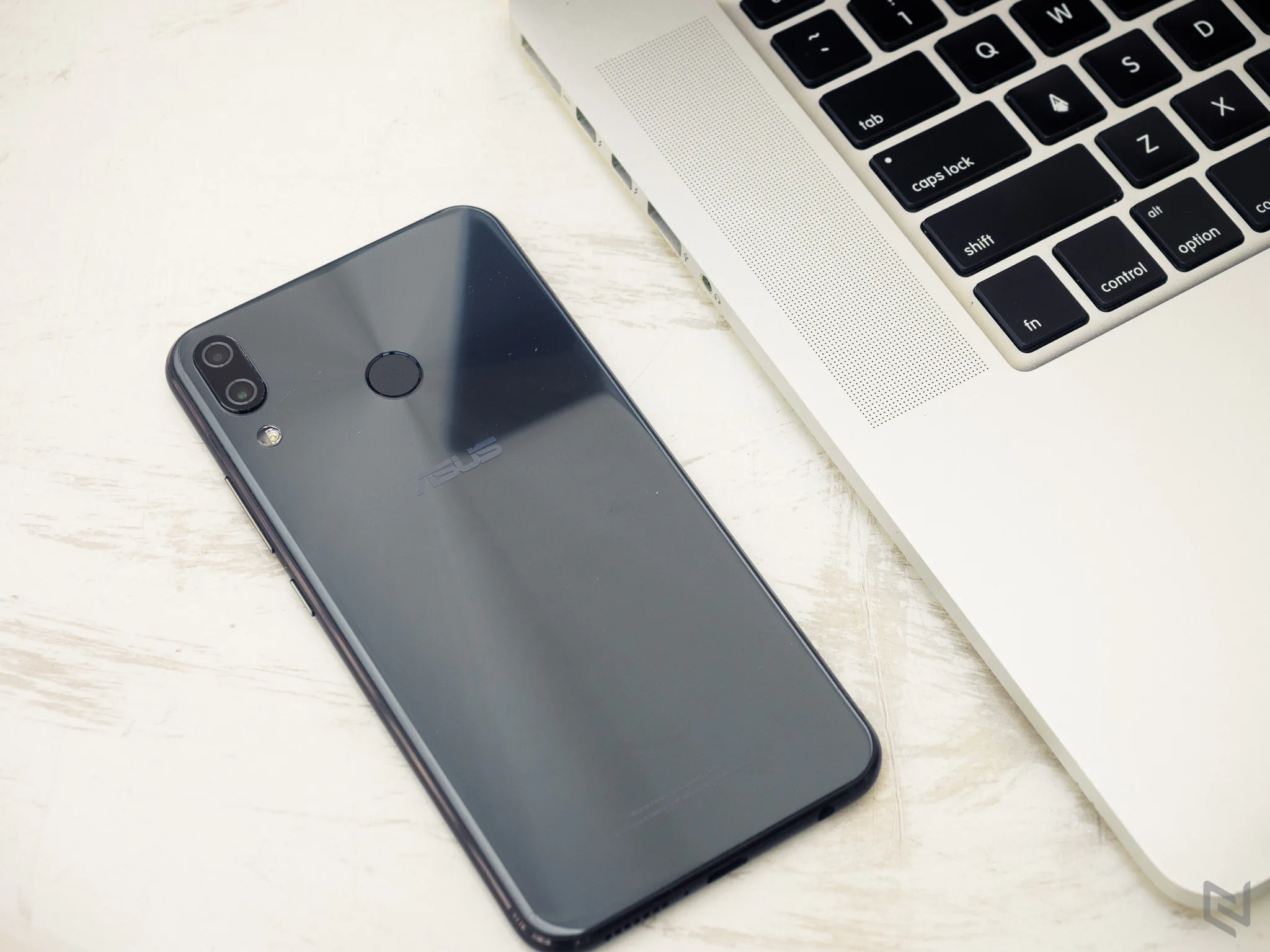Đánh giá ZenFone 5: Tiếp tục là một chiếc điện thoại tốt của ASUS