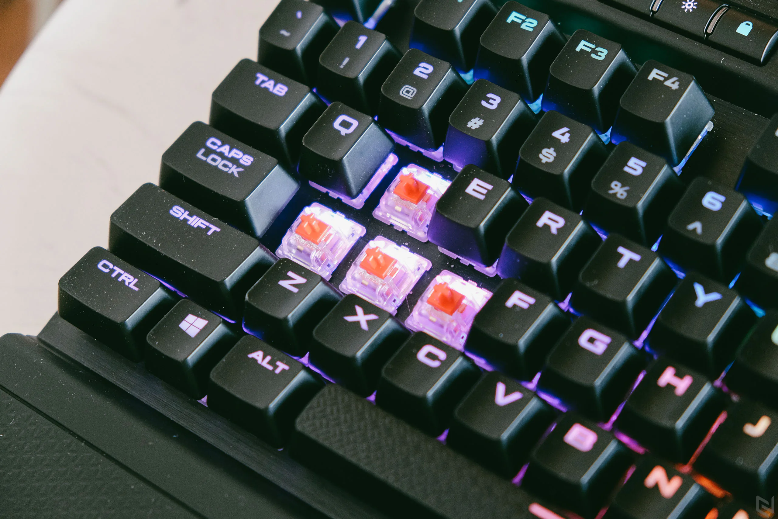 Bàn phím cơ Corsair K70 RGB MK.2 - Vẻ đẹp thật sự không đến từ hình thức bên ngoài