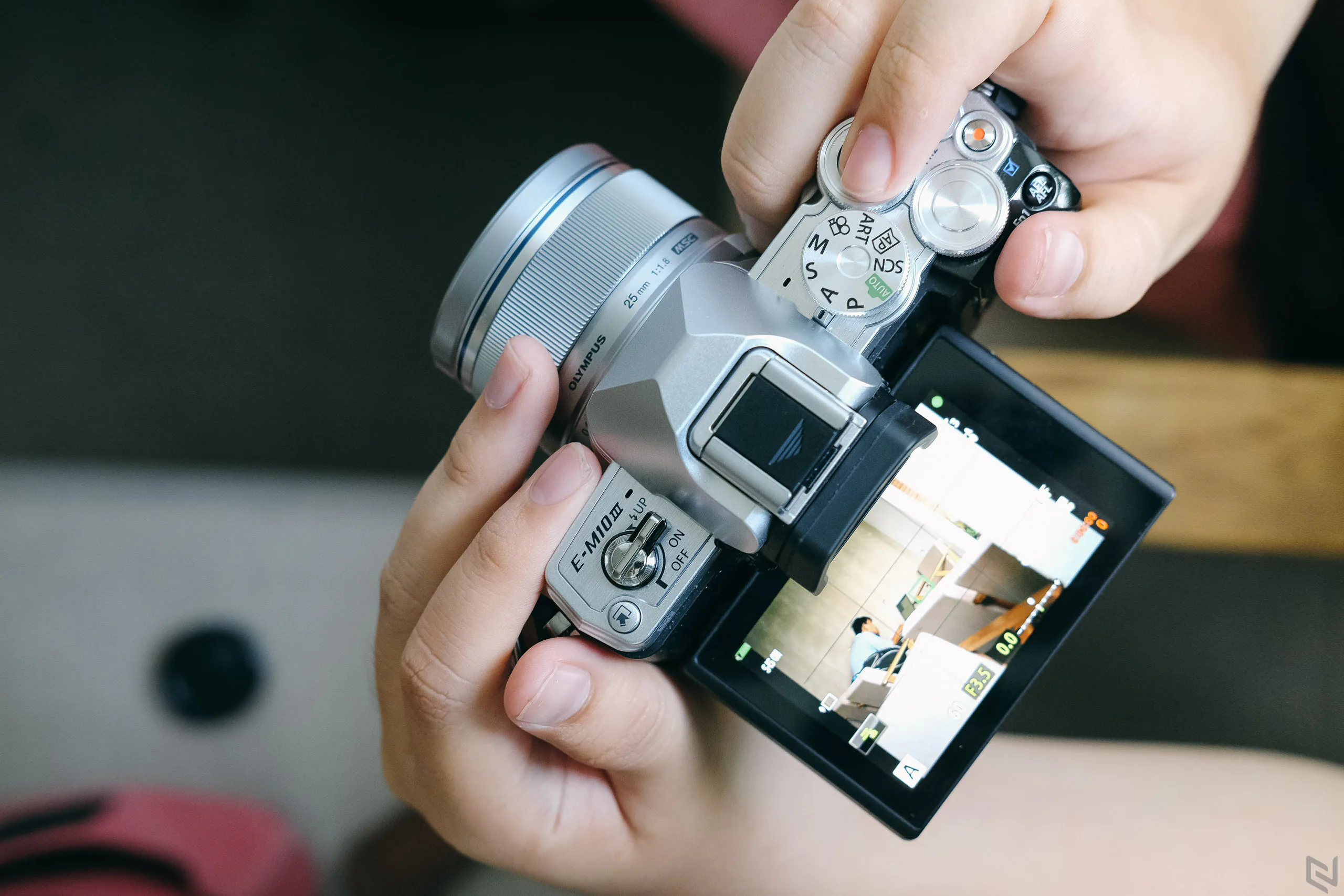 Olympus OMD E-M10 III - Bản nâng cấp đáng tiền so với người tiền nhiệm