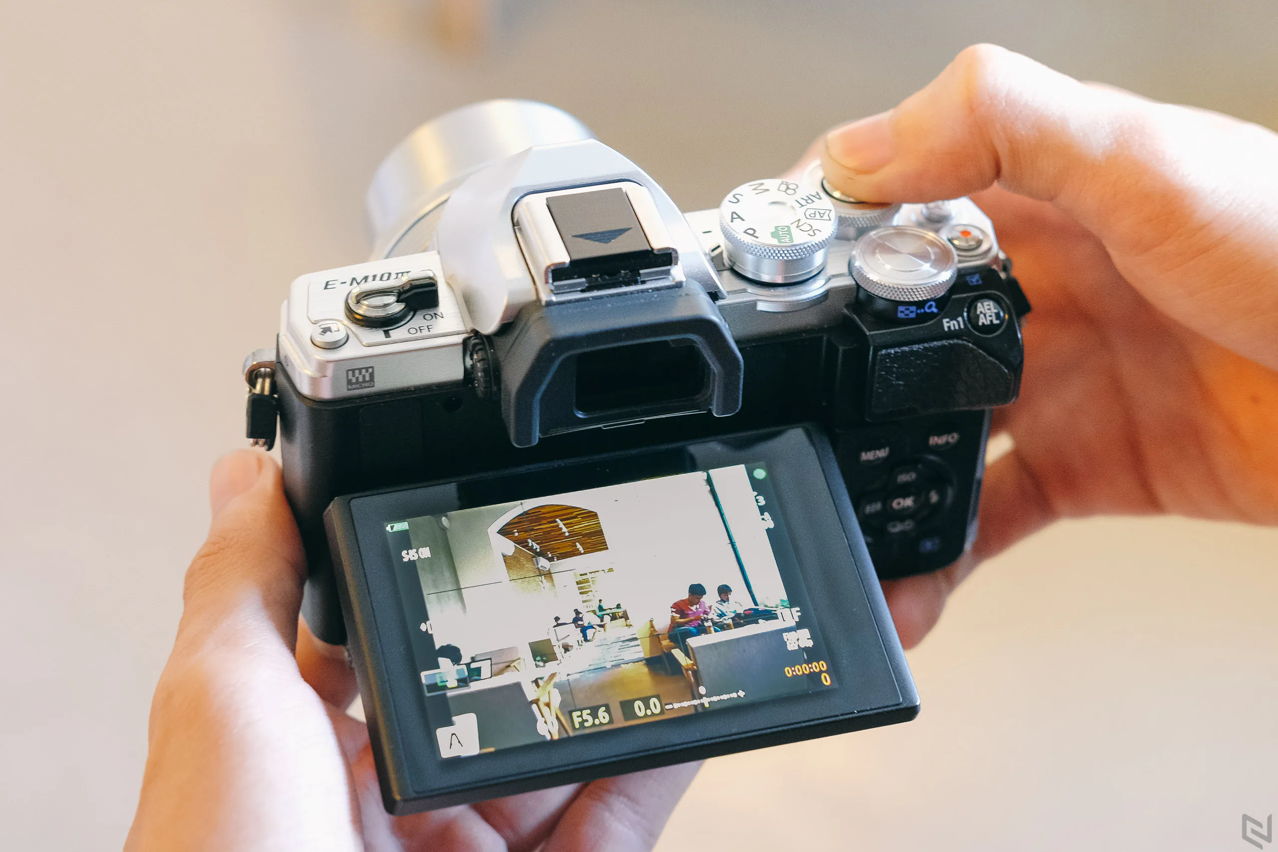 Olympus OMD E-M10 III - Bản nâng cấp đáng tiền so với người tiền nhiệm