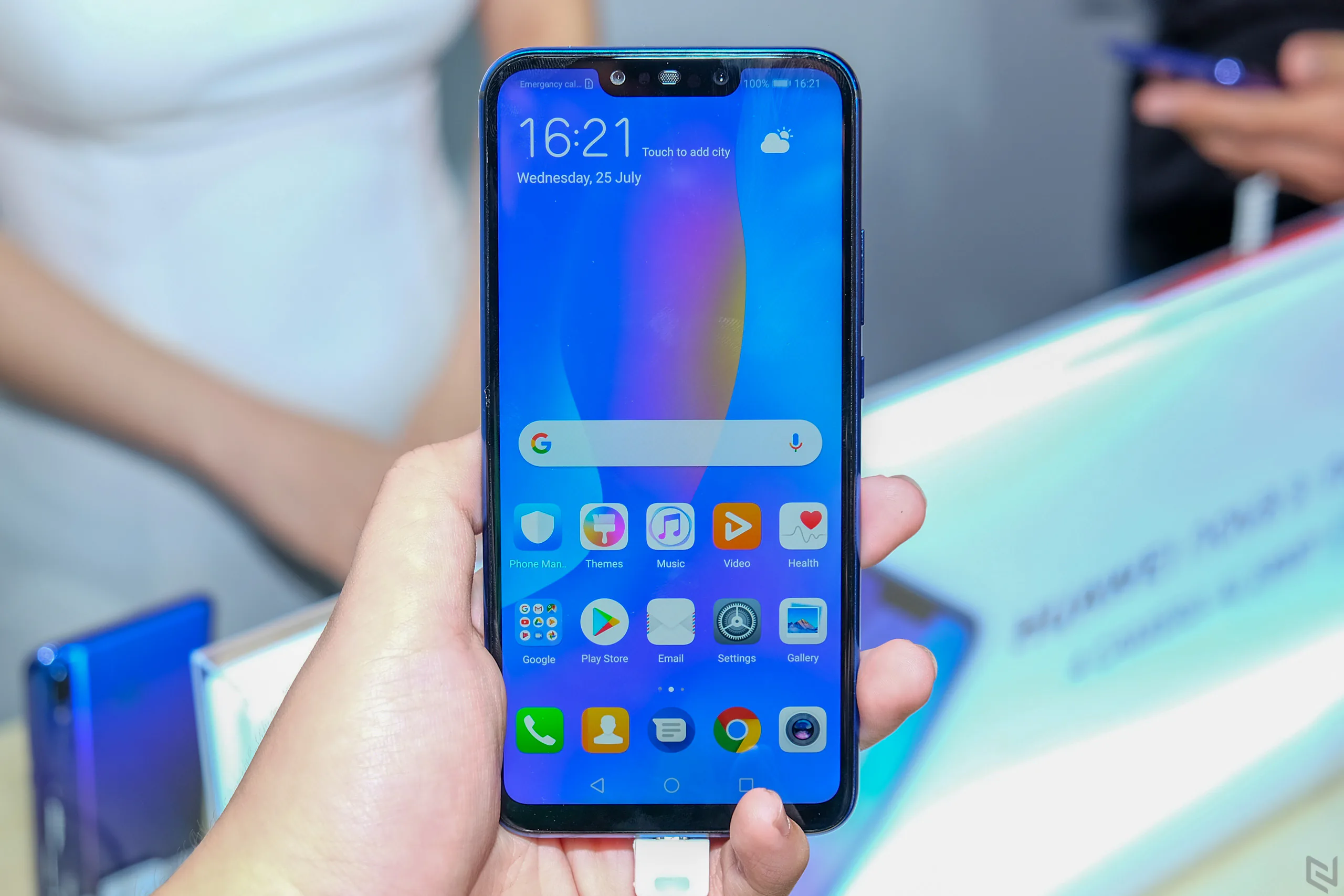 Huawei Nova 3i và Nova 3 với 4 camera AI chính thức ra mắt, giá từ 6.990.000 đồng