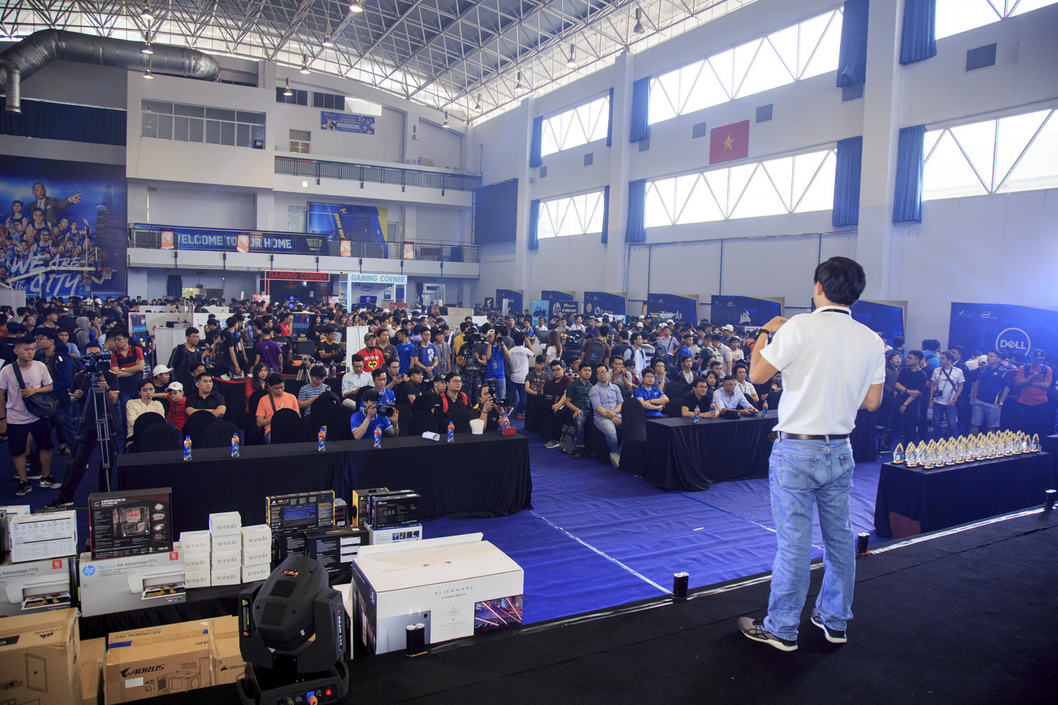 Nhìn lại những hình ảnh sôi động từ Lễ hội trình diễn máy tính lớn nhất Việt Nam – Extreme PC Master mùa 5