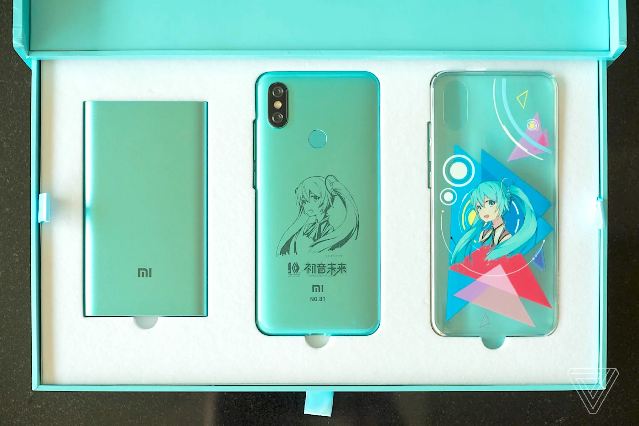 Xiaomi ra mắt Mi 6X phiên bản Hatsune Miku giới hạn 5000 máy