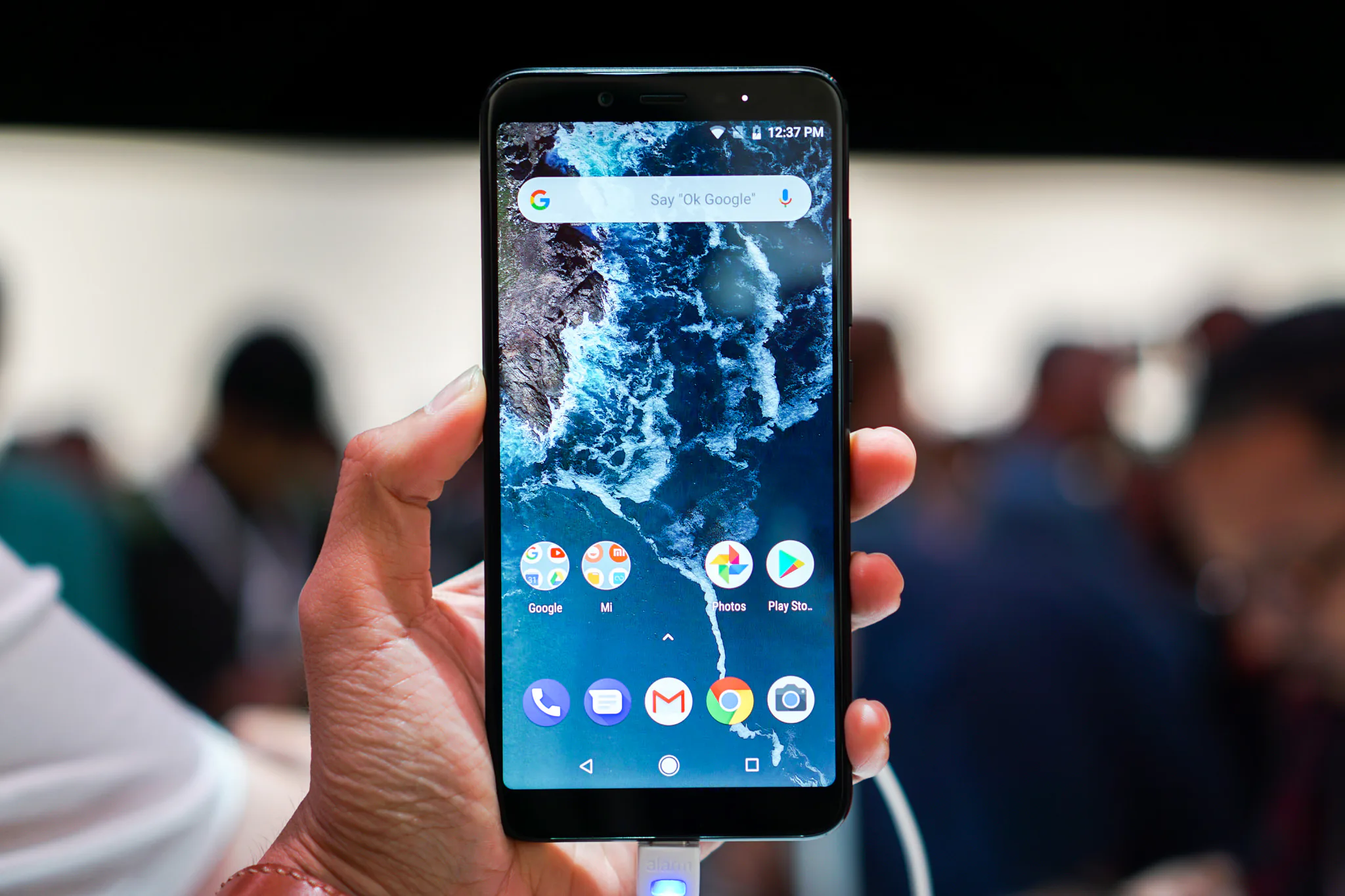 Xiaomi ra mắt hai mẫu smartphone Android One thế hệ mới Mi A2 và Mi A2 Lite