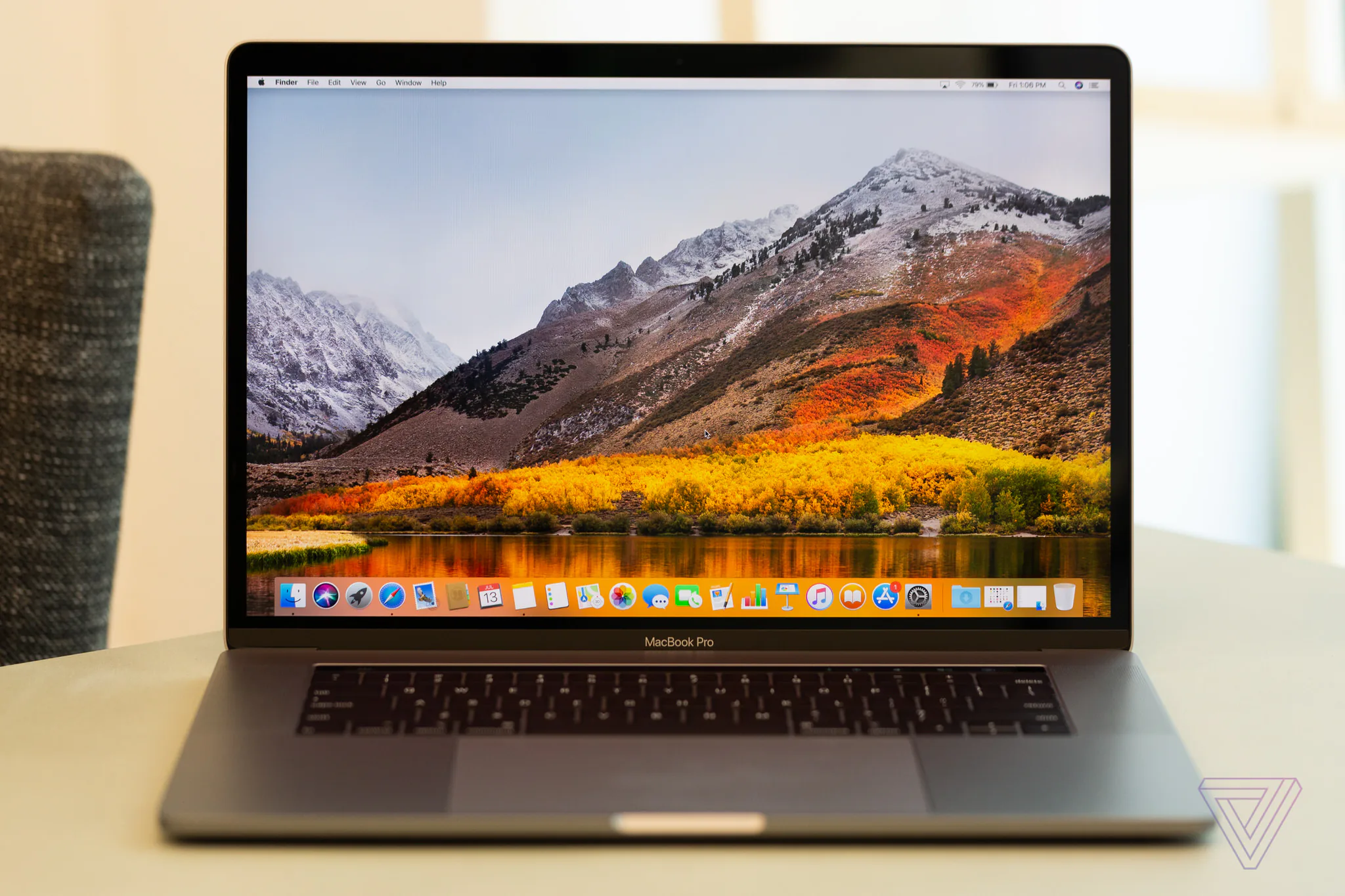 Những cảm nhận đầu tiên về MacBook Pro 15-inch mới (2018)