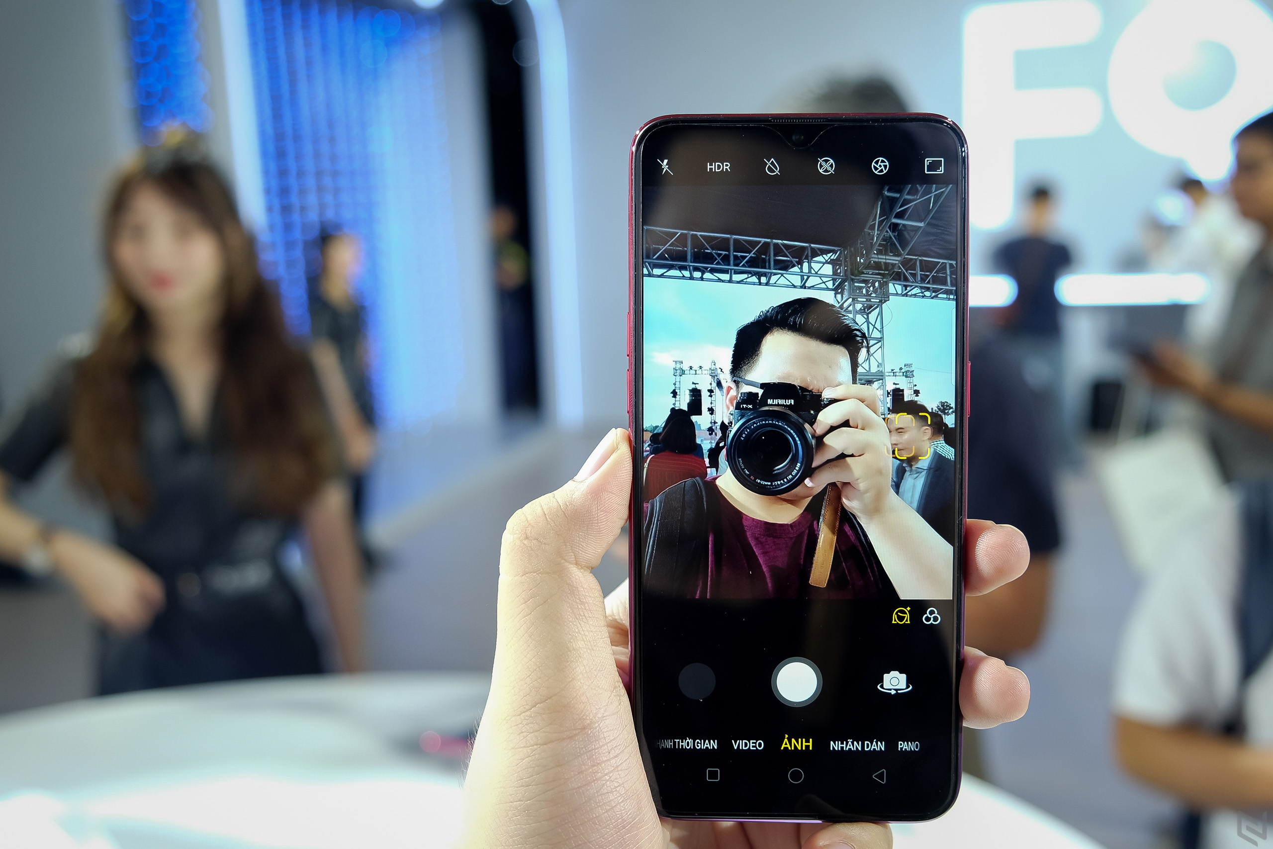 Top 4 smartphone tầm trung có camera selfie khủng nhất hiện nay