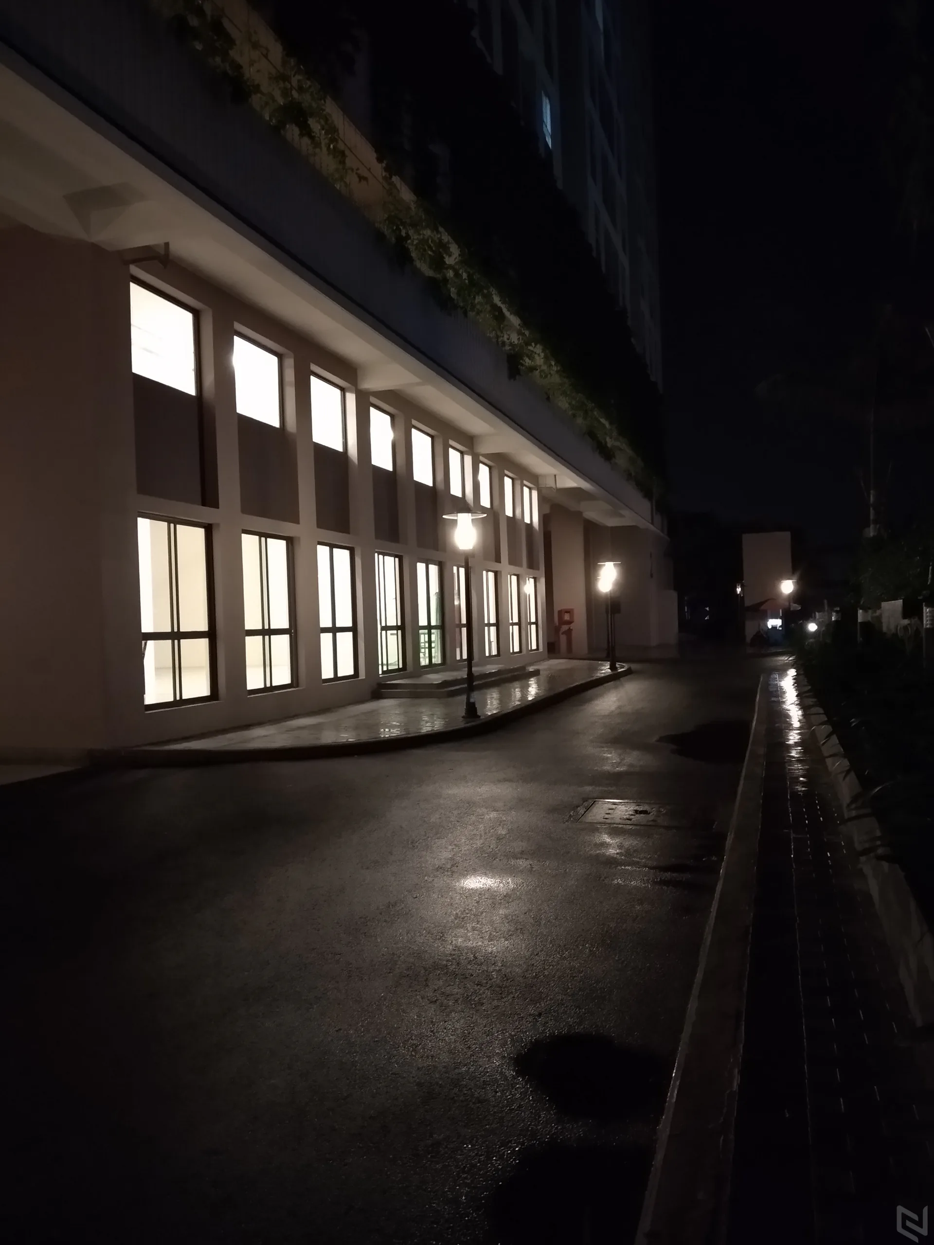 Đánh giá Xiaomi Mi A2 Lite: Camera kép AI, 4GB RAM, pin dùng 2 ngày