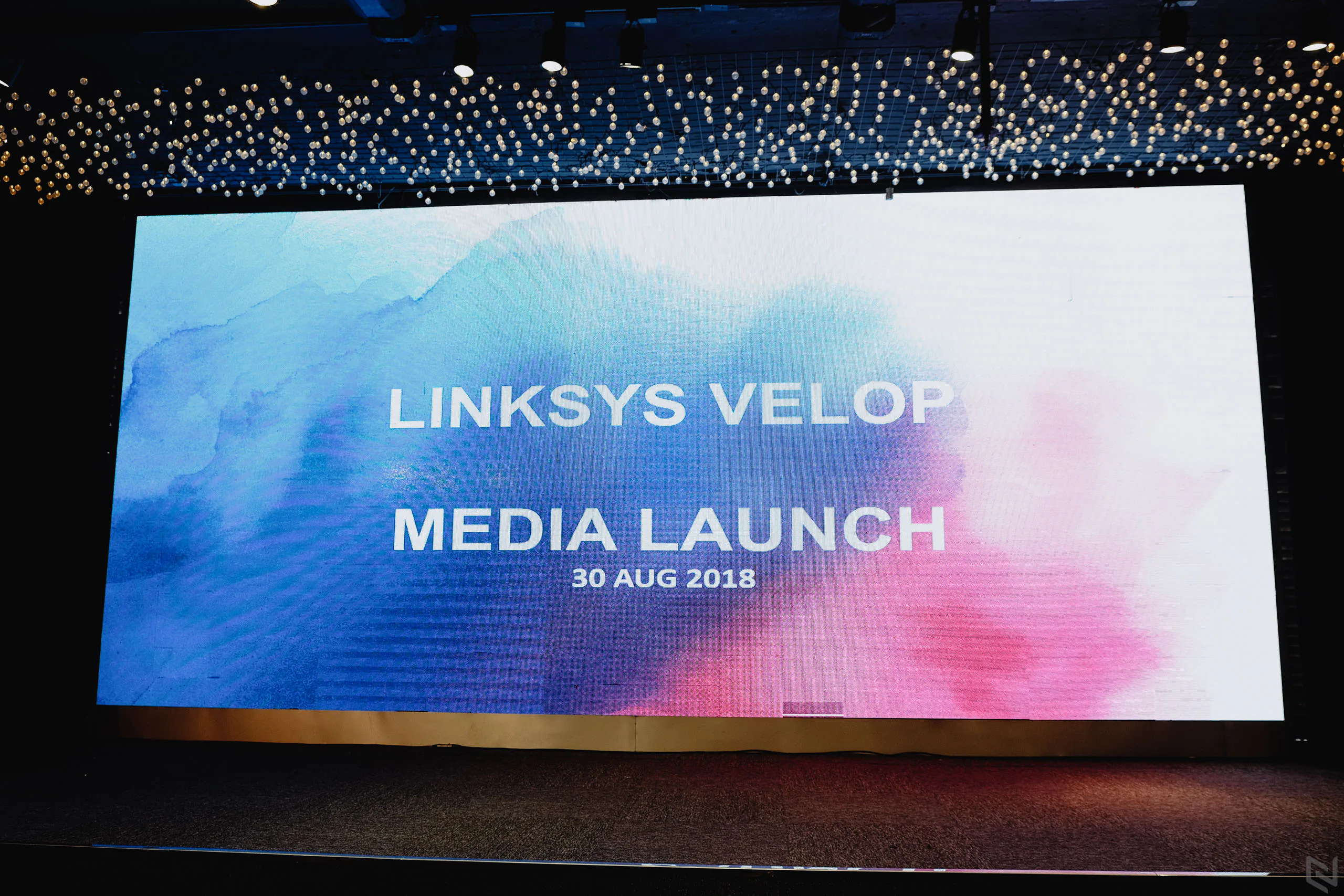 Linksys ra mắt Velop – hệ thống Whole home WiFi công nghệ "mesh" thông minh