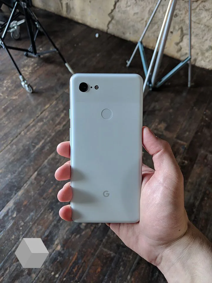 Pixel 3 XL sẽ có sạc không dây, camera đơn và tiếp tục sử dụng AI hỗ trợ chụp ảnh