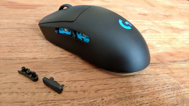 Chuột Gaming dòng flagship mới G Pro Wireless của Logitech nhẹ chỉ 80 grams