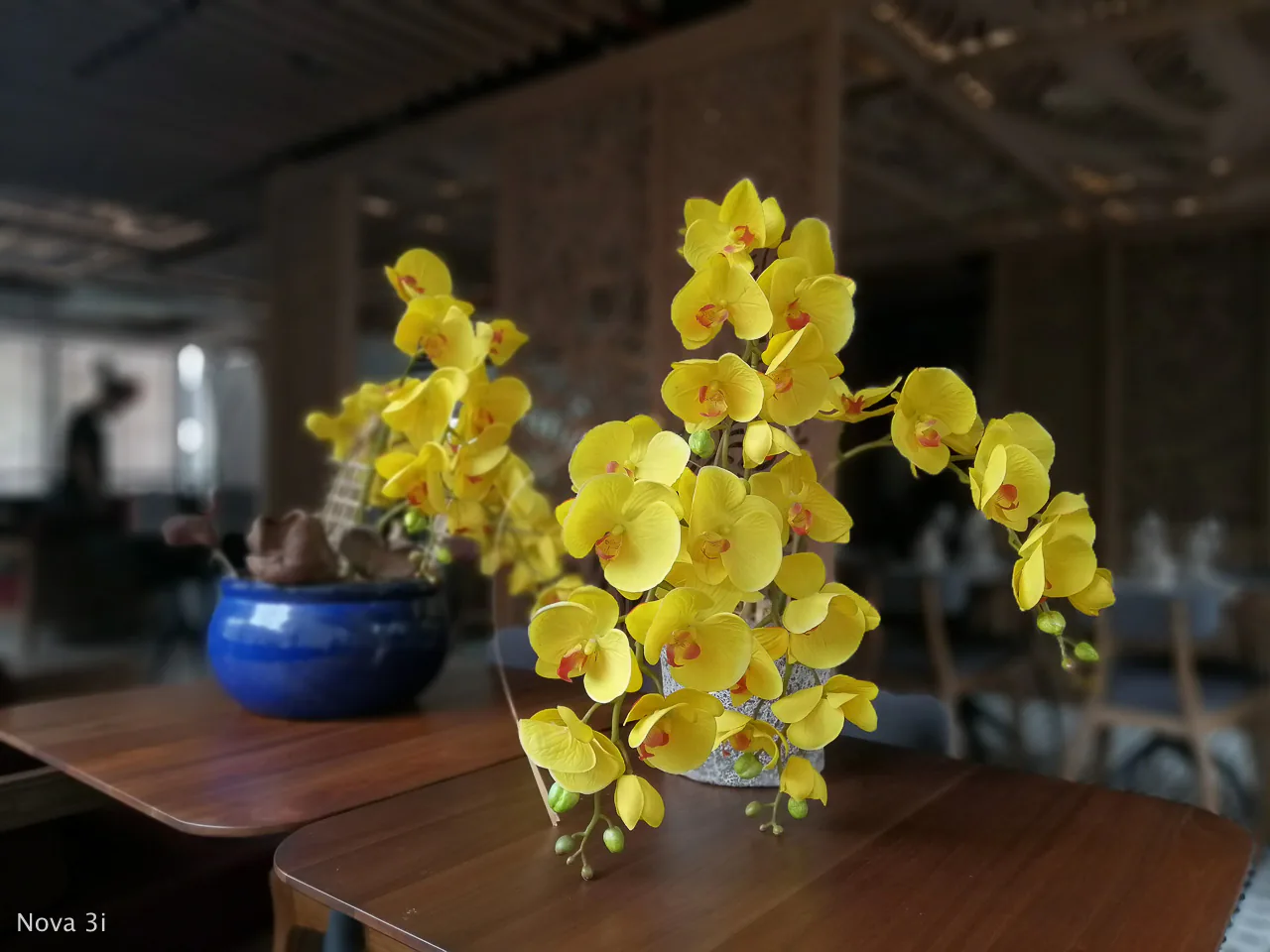So sánh camera Samsung Galaxy J8 và Huawei Nova 3i
