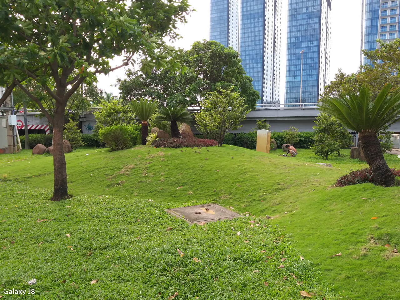 So sánh camera Samsung Galaxy J8 và Huawei Nova 3i