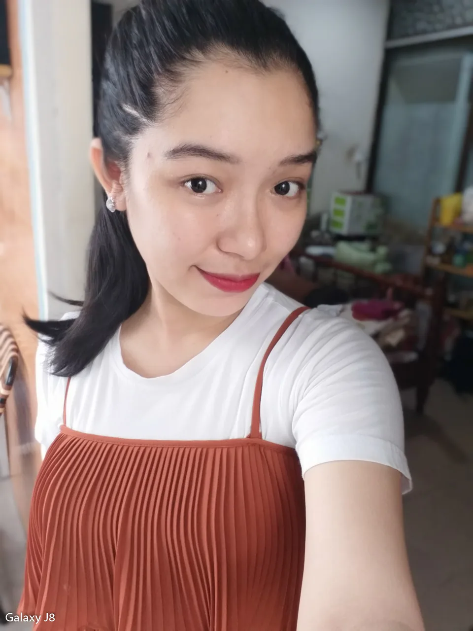So sánh camera Samsung Galaxy J8 và Huawei Nova 3i