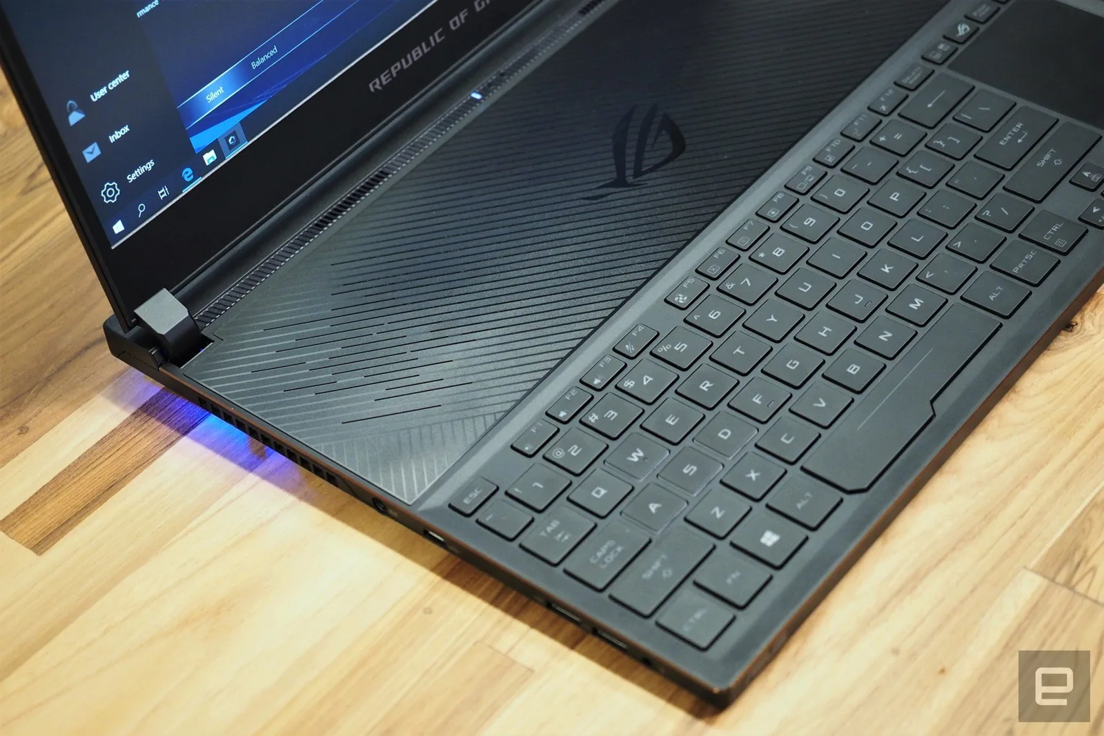 Laptop gaming Zephyrus S đời 3 ra mắt với thiết kế mỏng hơn và tiếp tục là mỏng nhất hiện tại trong dòng gaming