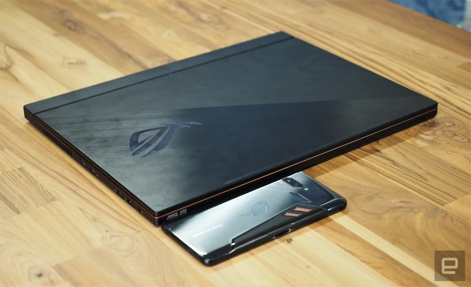 Laptop gaming Zephyrus S đời 3 ra mắt với thiết kế mỏng hơn và tiếp tục là mỏng nhất hiện tại trong dòng gaming