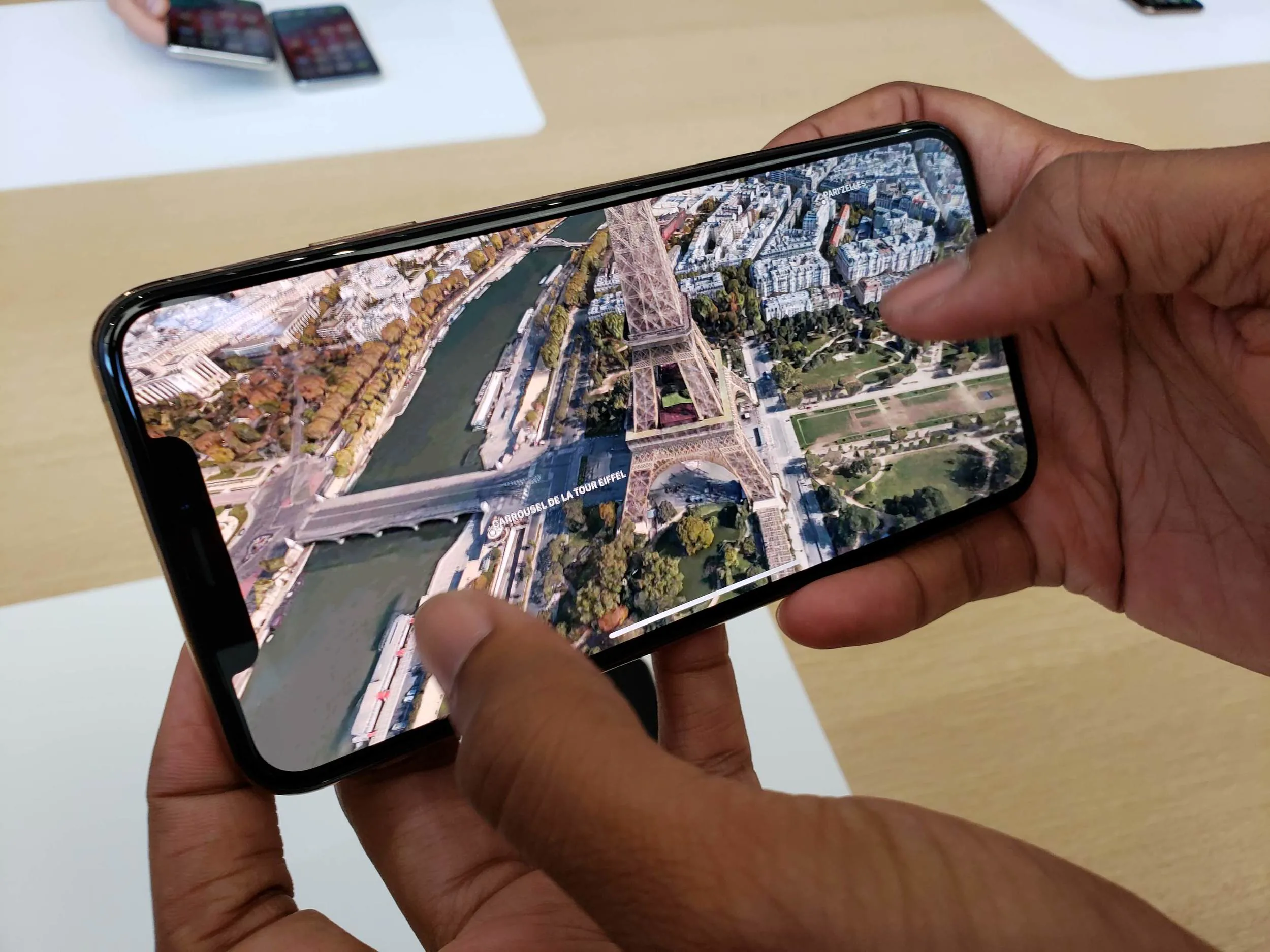 iPhone XS và iPhone XS Max màn hình 6.5 inch chính thức ra mắt