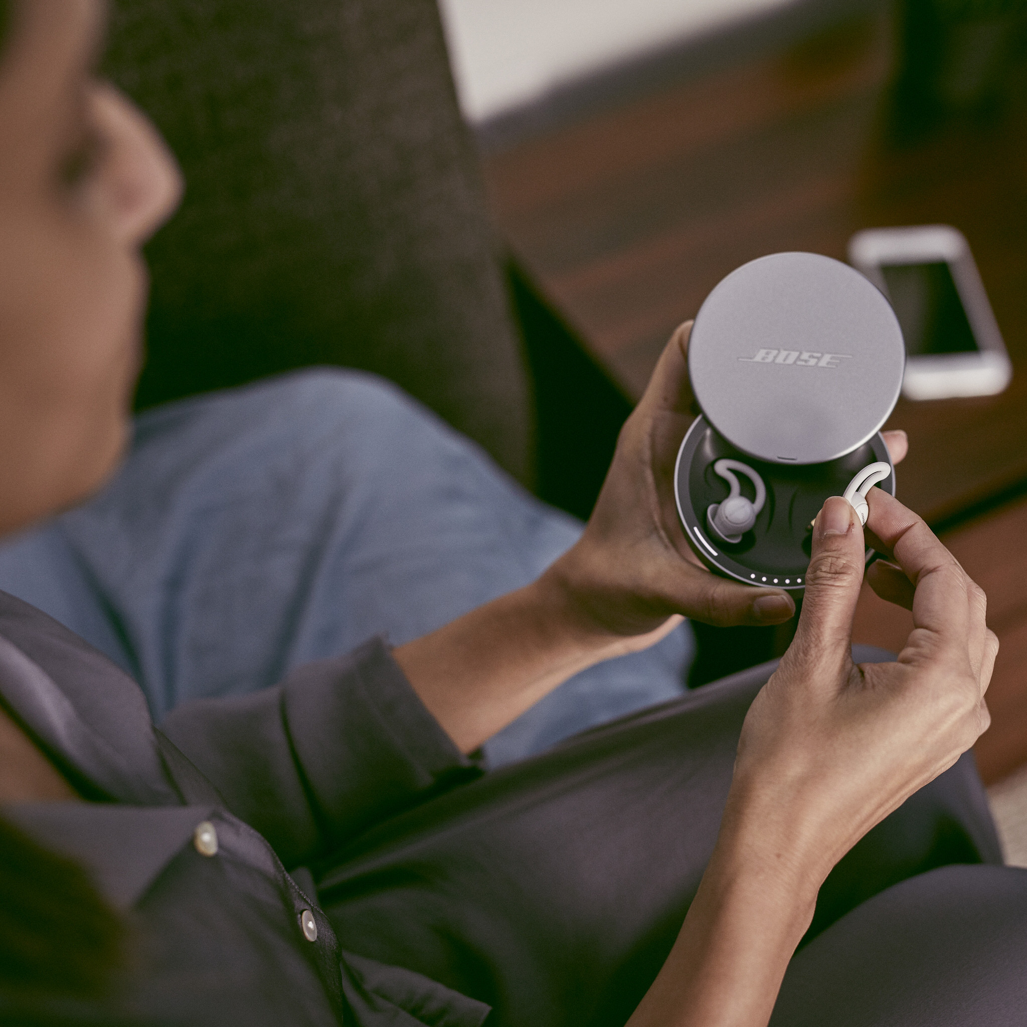 Bose chính thức ra mắt dòng sản phẩm mang tính cách mạng: nút tai chặn tiếng ồn Sleepbuds