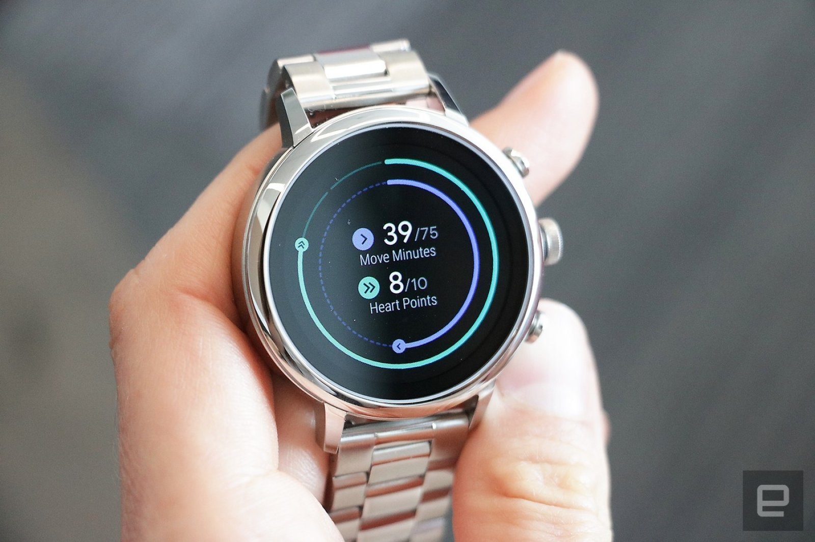 Google cho biết họ sẽ không ra mắt smartwatch trong năm nay