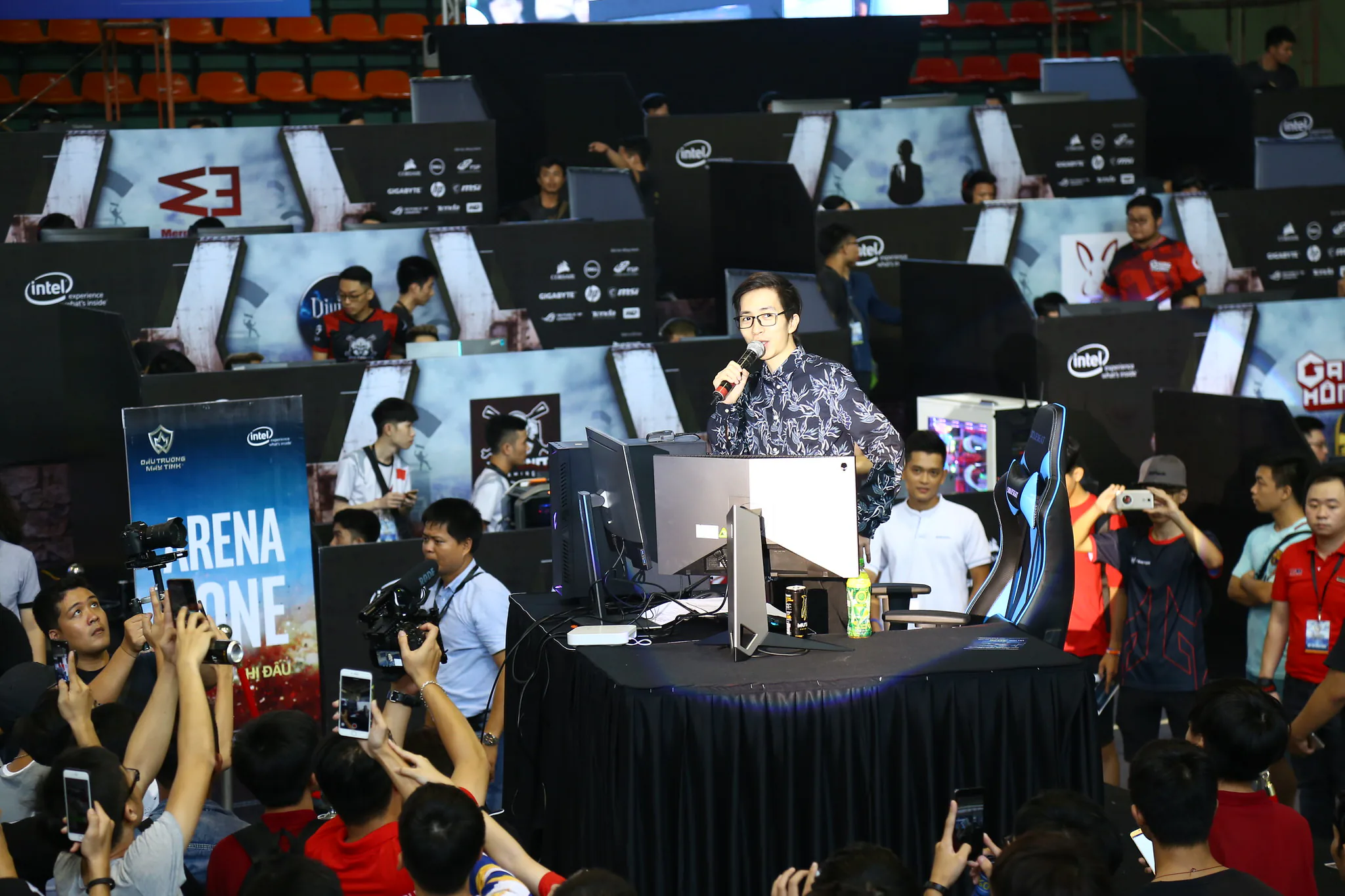 Nhìn lại Đấu Trường Máy Tính mùa 4 - Vietnam LAN Party vừa qua