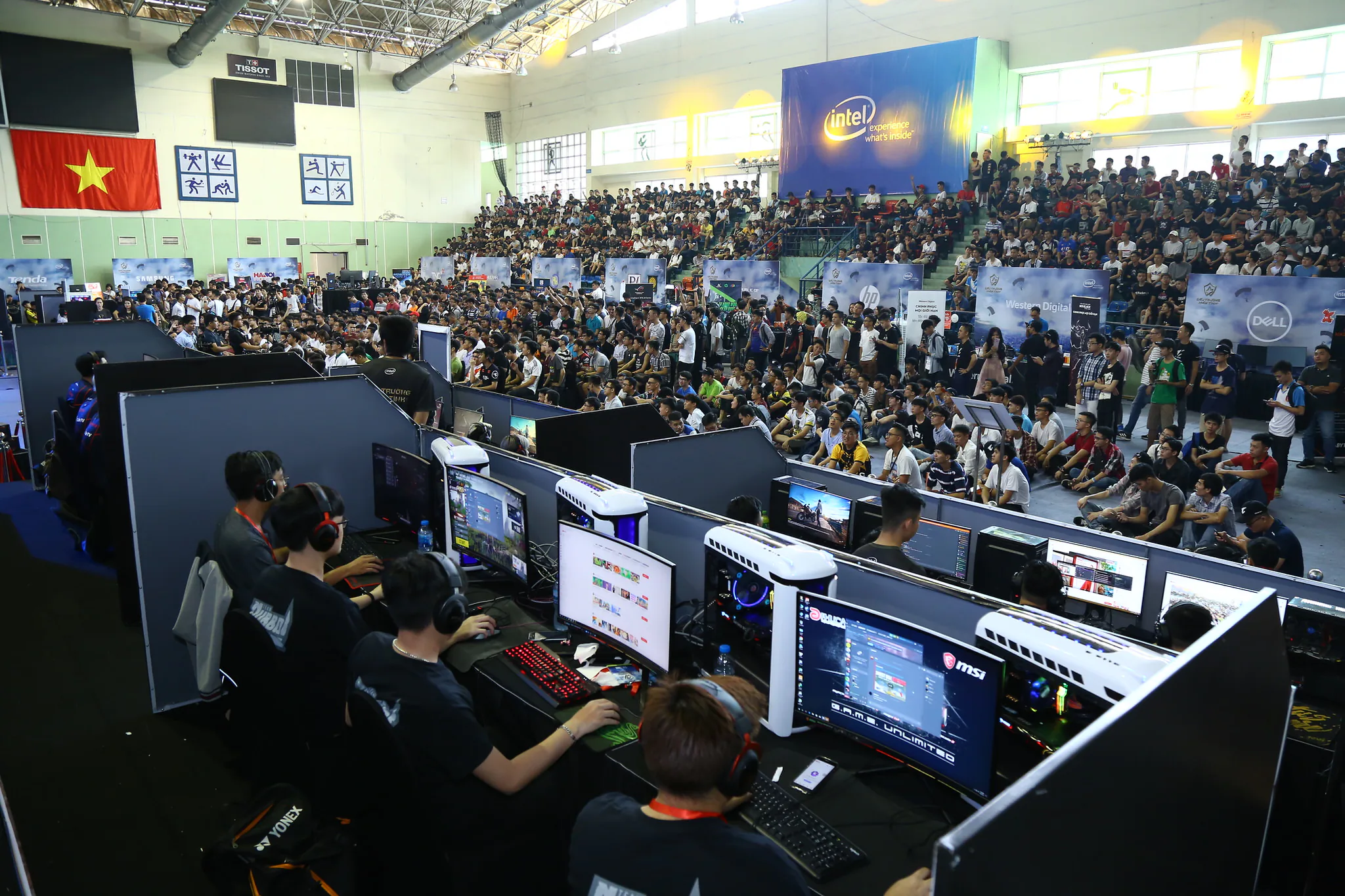 Nhìn lại Đấu Trường Máy Tính mùa 4 - Vietnam LAN Party vừa qua
