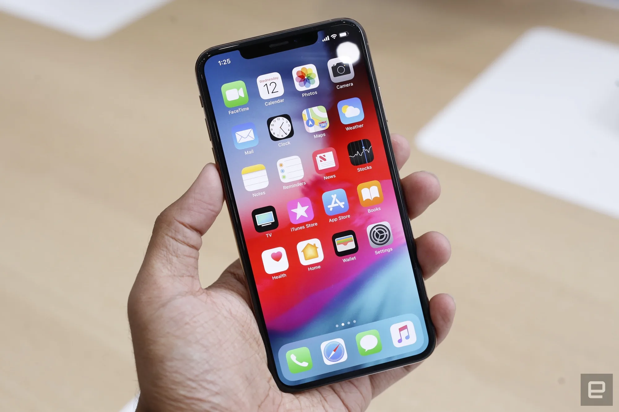 iPhone XS và iPhone XS Max màn hình 6.5 inch chính thức ra mắt