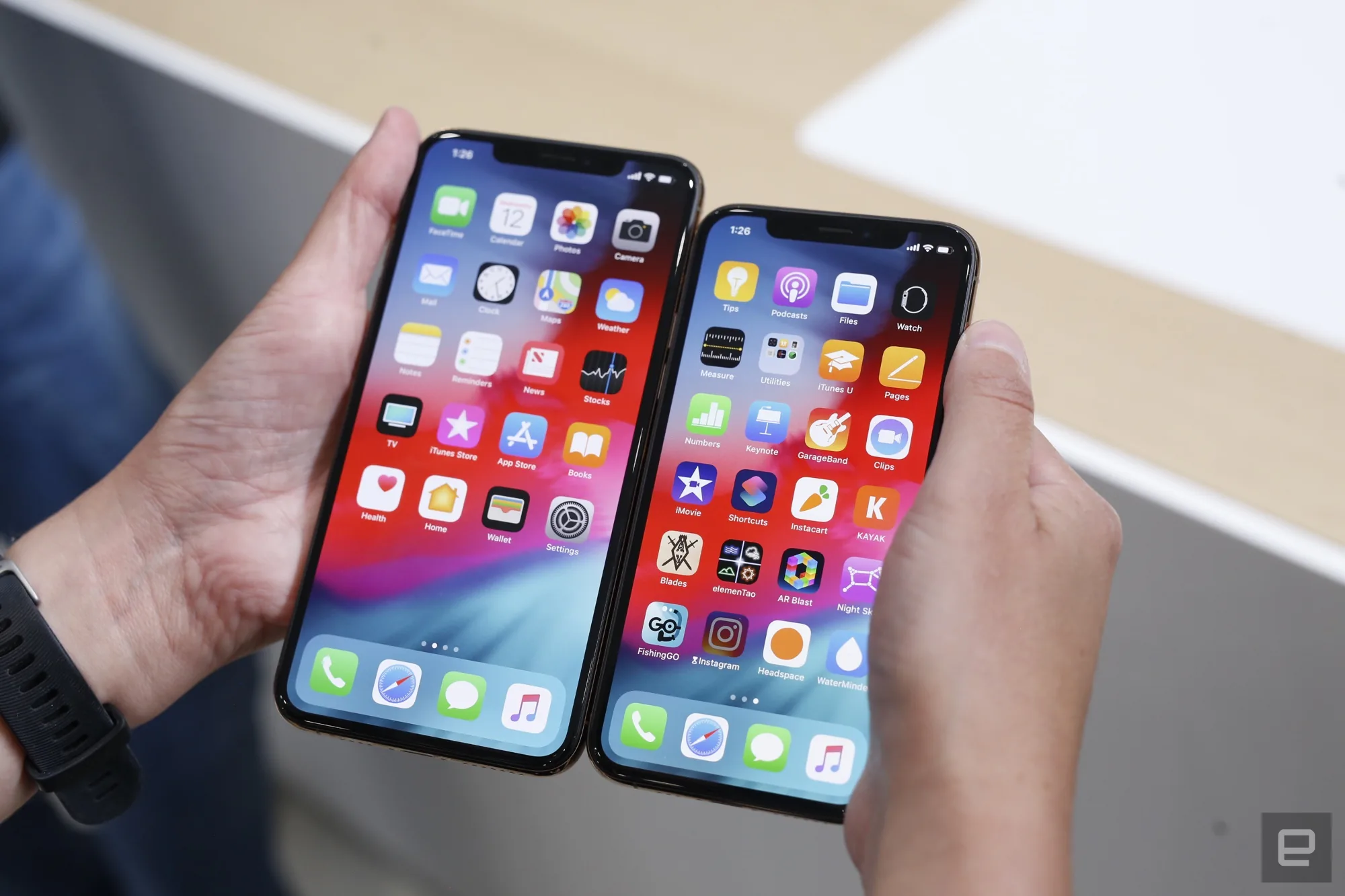iPhone XS và iPhone XS Max màn hình 6.5 inch chính thức ra mắt