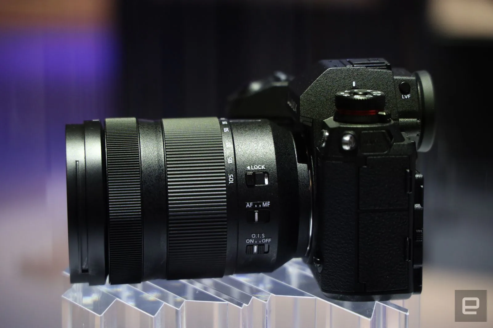 Cận cảnh Panasonic không gương lật full-frame Lumix S1R với rất nhiều tiềm năng