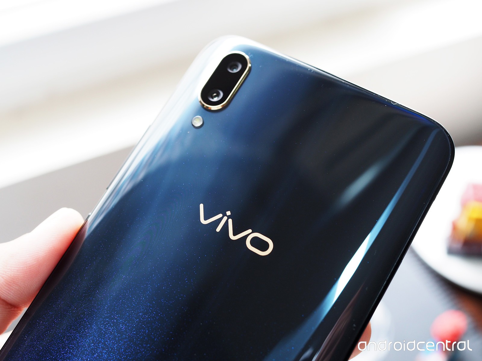 Đánh giá Vivo V11: mang đến trải nghiệm tốt hơn nhờ những thay đổi lớn trên màn hình