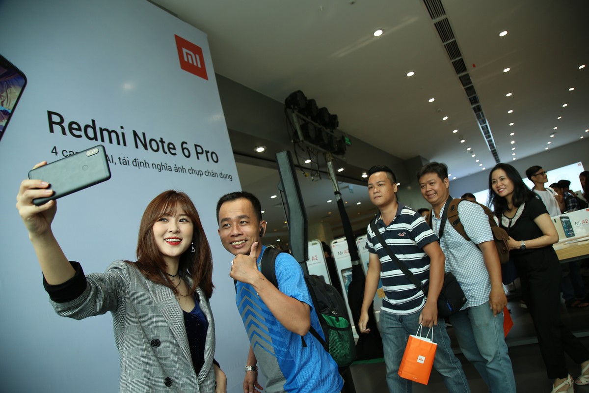 Xiaomi lập kỷ lục selfie với Redmi Note 6 Pro