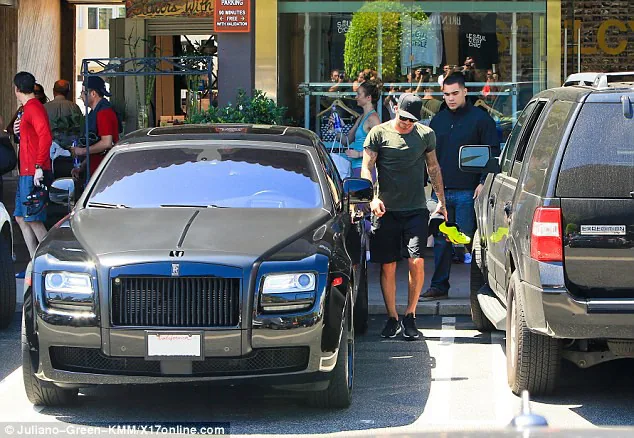 David Beckham sẽ sánh đôi cùng Tiểu Vy trong sự kiện ra mắt xe VinFast chiều nay
