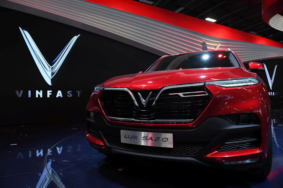 Ảnh thực tế xe VinFast vừa ra mắt ở Paris Motor Show