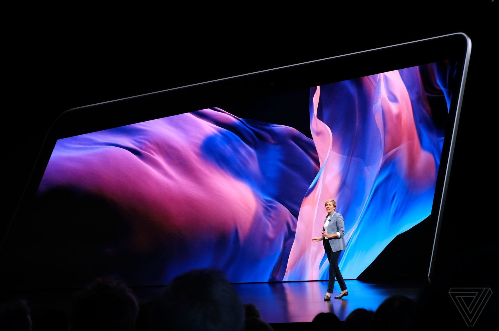 MacBook Air sau 4 năm chờ đợi đã có màn hình Retina, giống MacBook Pro nhưng mạnh mẽ hơn nhiều