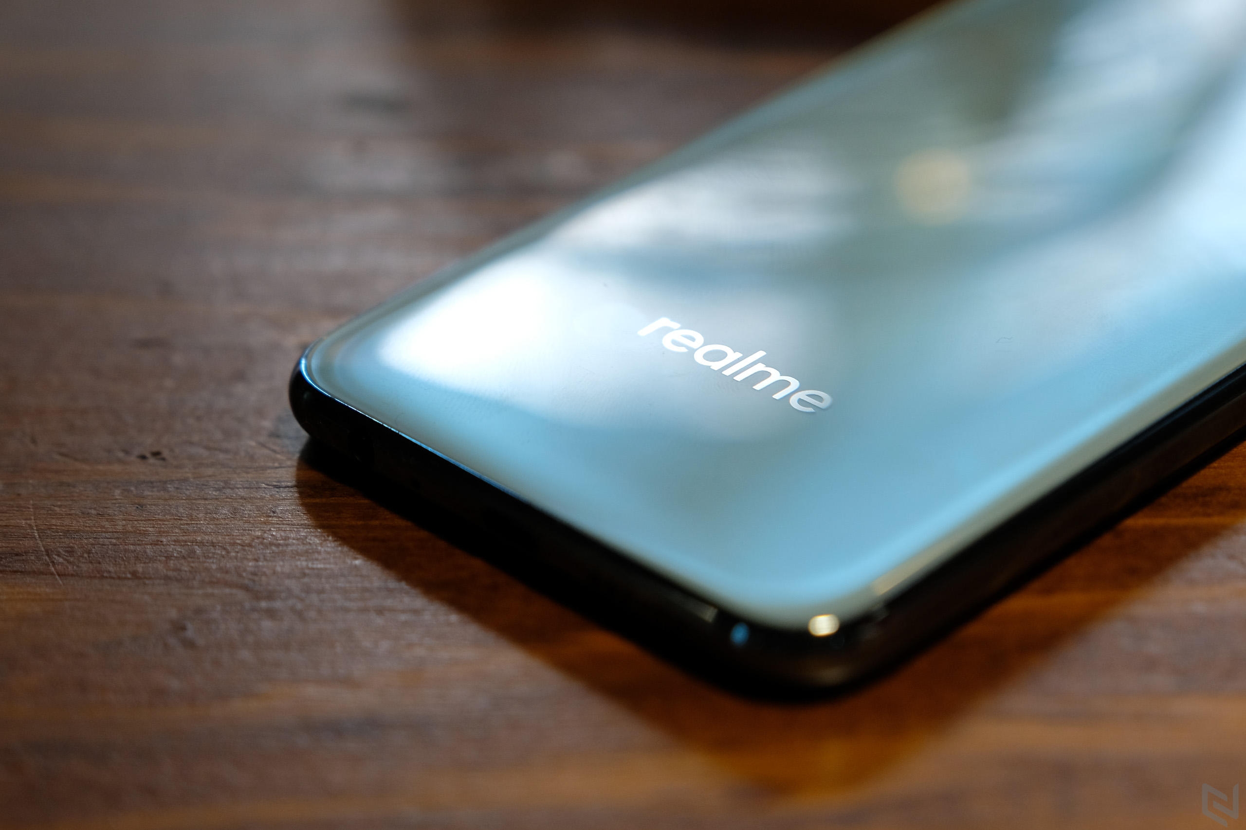 Đánh giá Realme 2 Pro: Bản sao của Oppo F9 nhưng đáng mua hơn rất nhiều