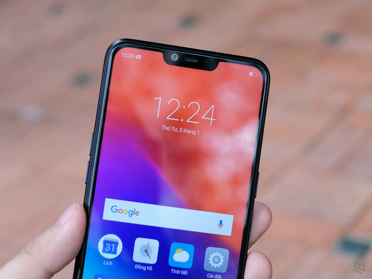 Cận cảnh Realme 2, thương hiệu từ OPPO, giá mềm hơn