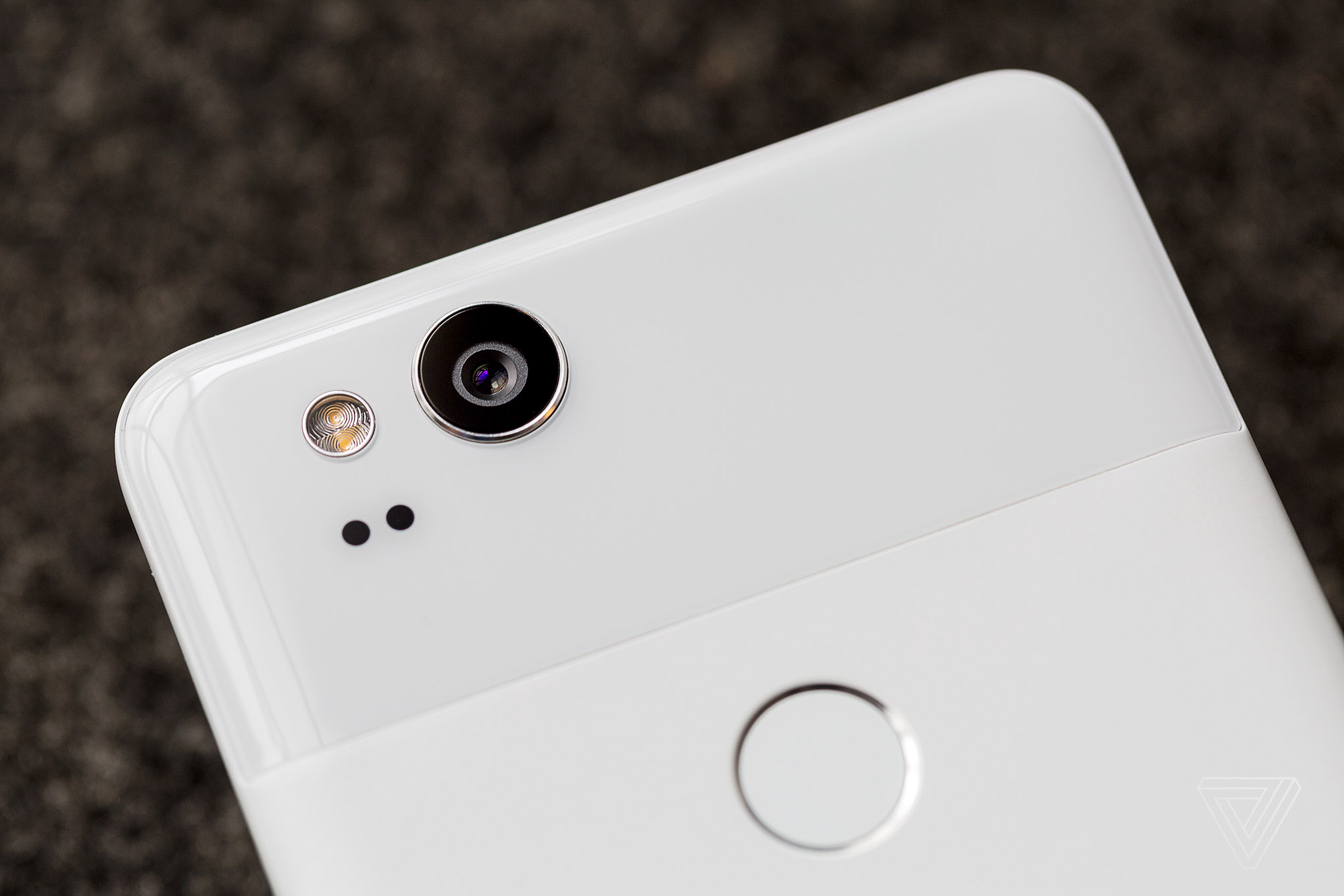 Google xác nhận việc Pixel sẽ hổ trợ mic gắn ngoài
