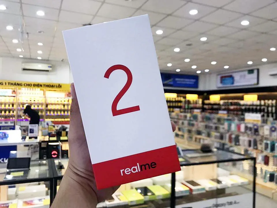 Realme Việt Nam ký hợp tác phân phối toàn diện trên hệ thống chuỗi và kênh online của Thế Giới Di Động