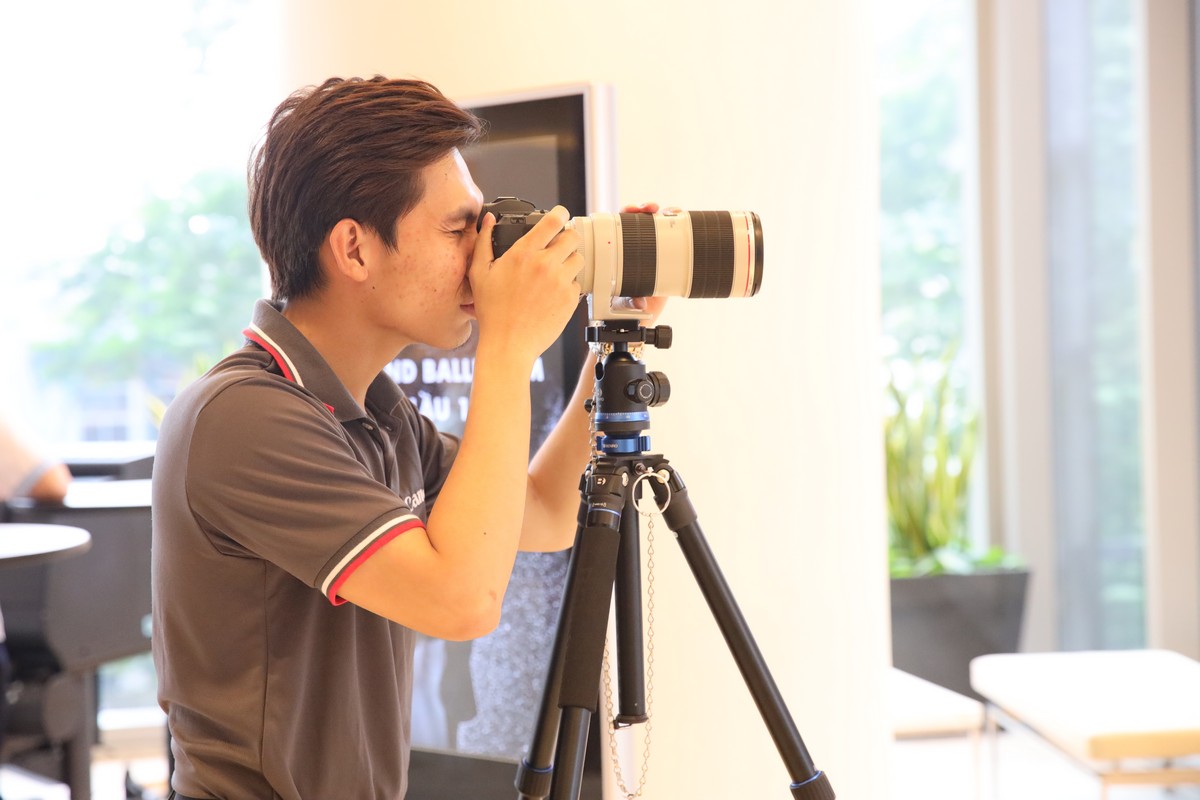 Canon EOS R làm nức lòng người yêu nhiếp ảnh TP. Hồ Chí Minh trong sự kiện “Tầm cao mới của nghệ thuật nhiếp ảnh