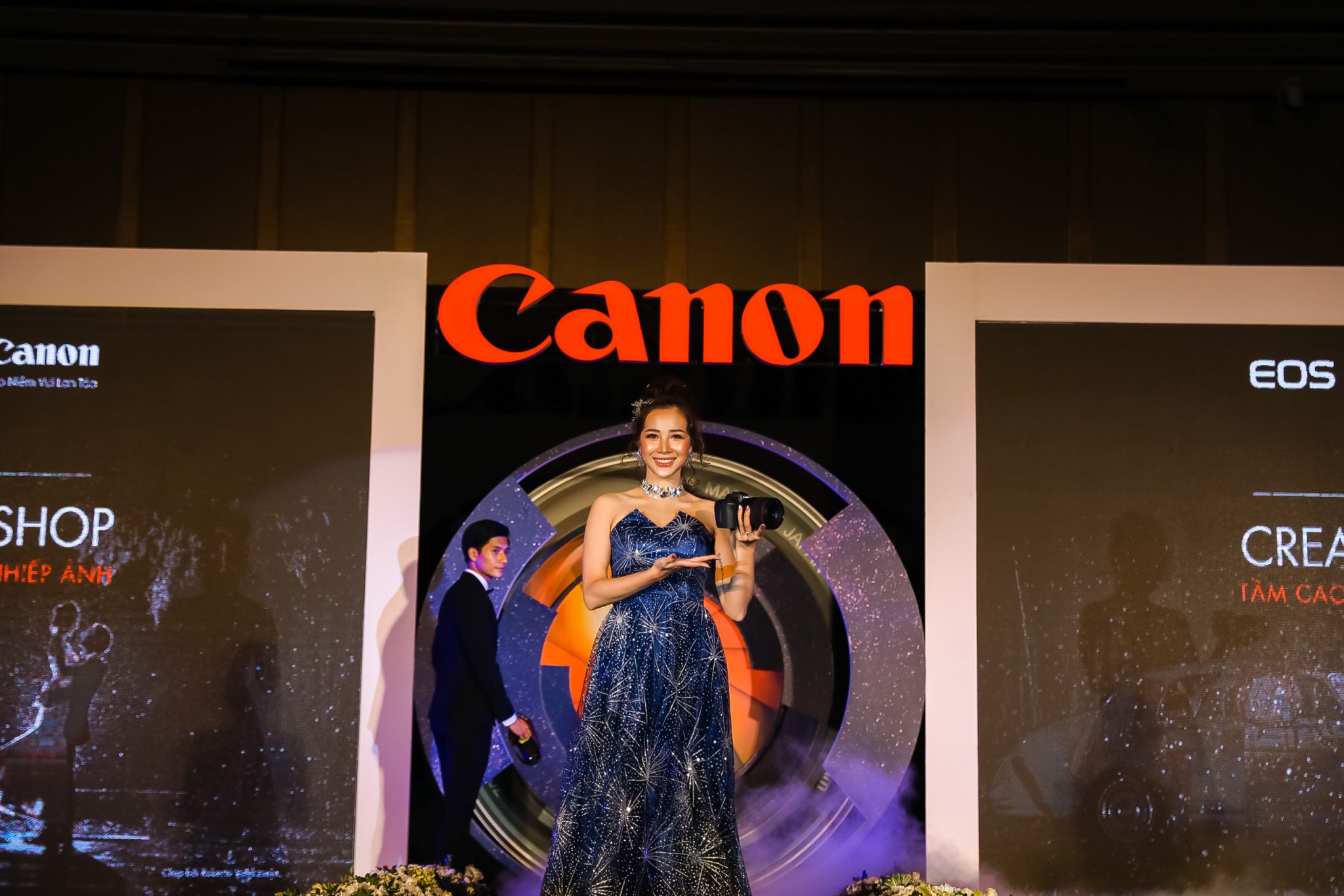 Canon EOS R làm nức lòng người yêu nhiếp ảnh trong sự kiện “Tầm cao mới của nghệ thuật nhiếp ảnh”