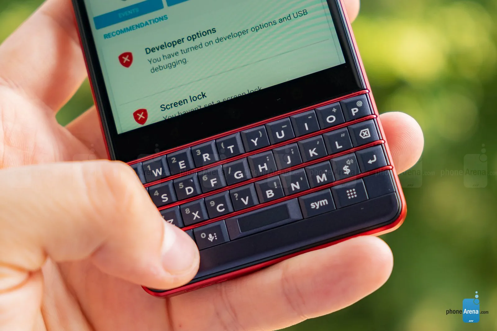 Trên tay BlackBerry Key2 LE: Vẫn còn đắt nếu bạn chỉ cần đến thiết kế và bàn phím